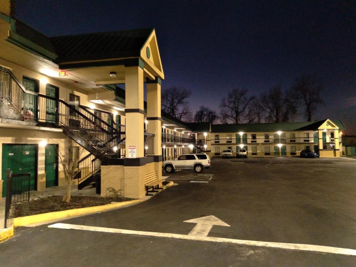 Super 8 By Wyndham 2*