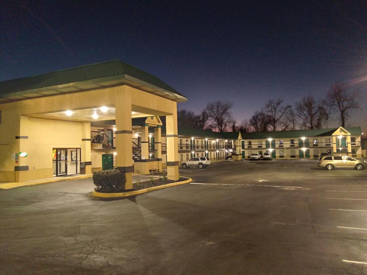 Super 8 By Wyndham 2* Columbia