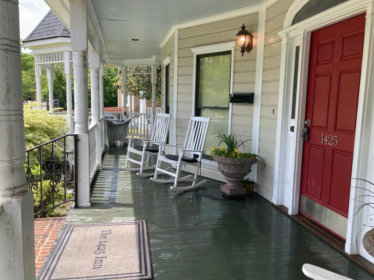 The 1425 Bed & Breakfast Columbia