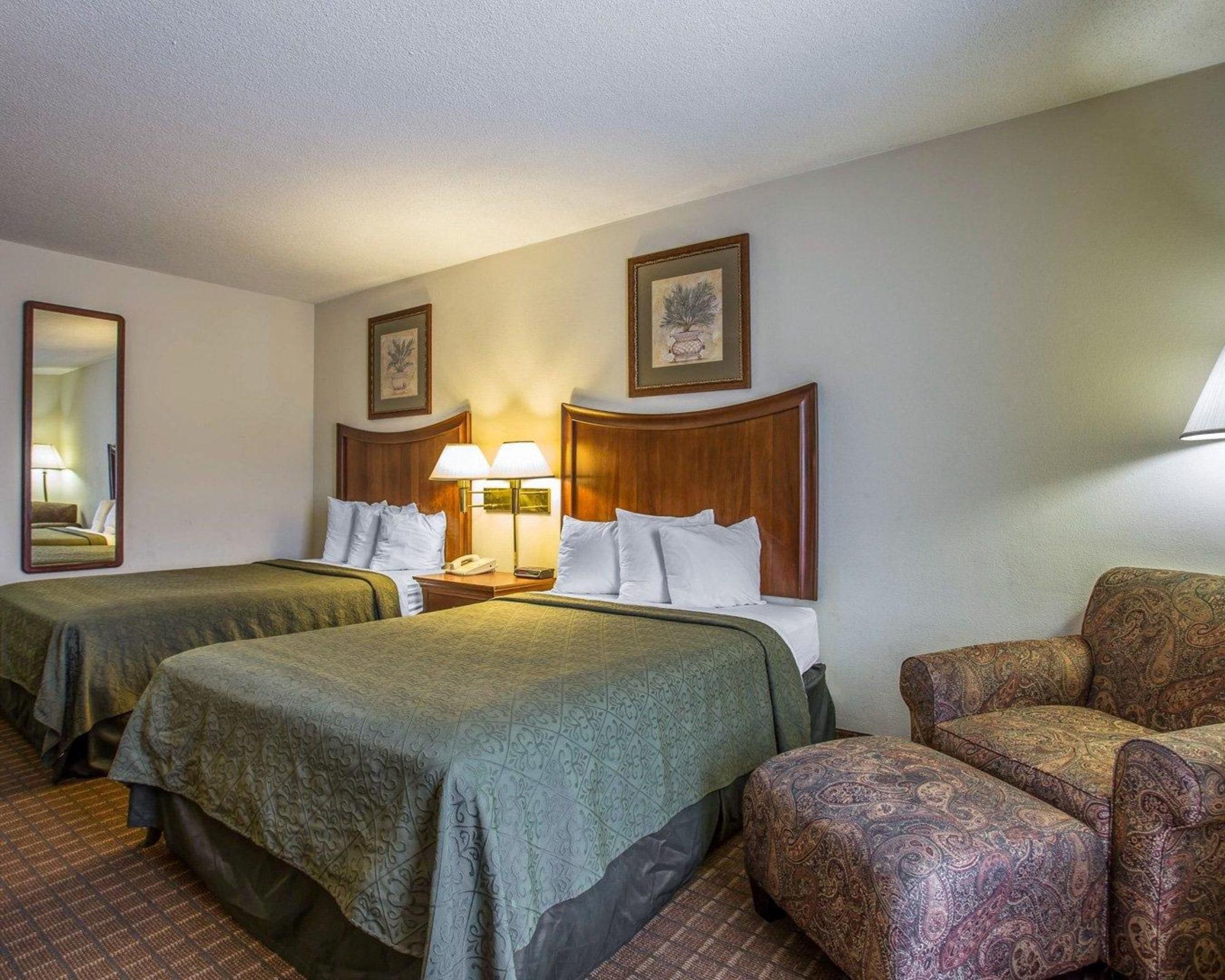 Quality Jackson Inn 3*