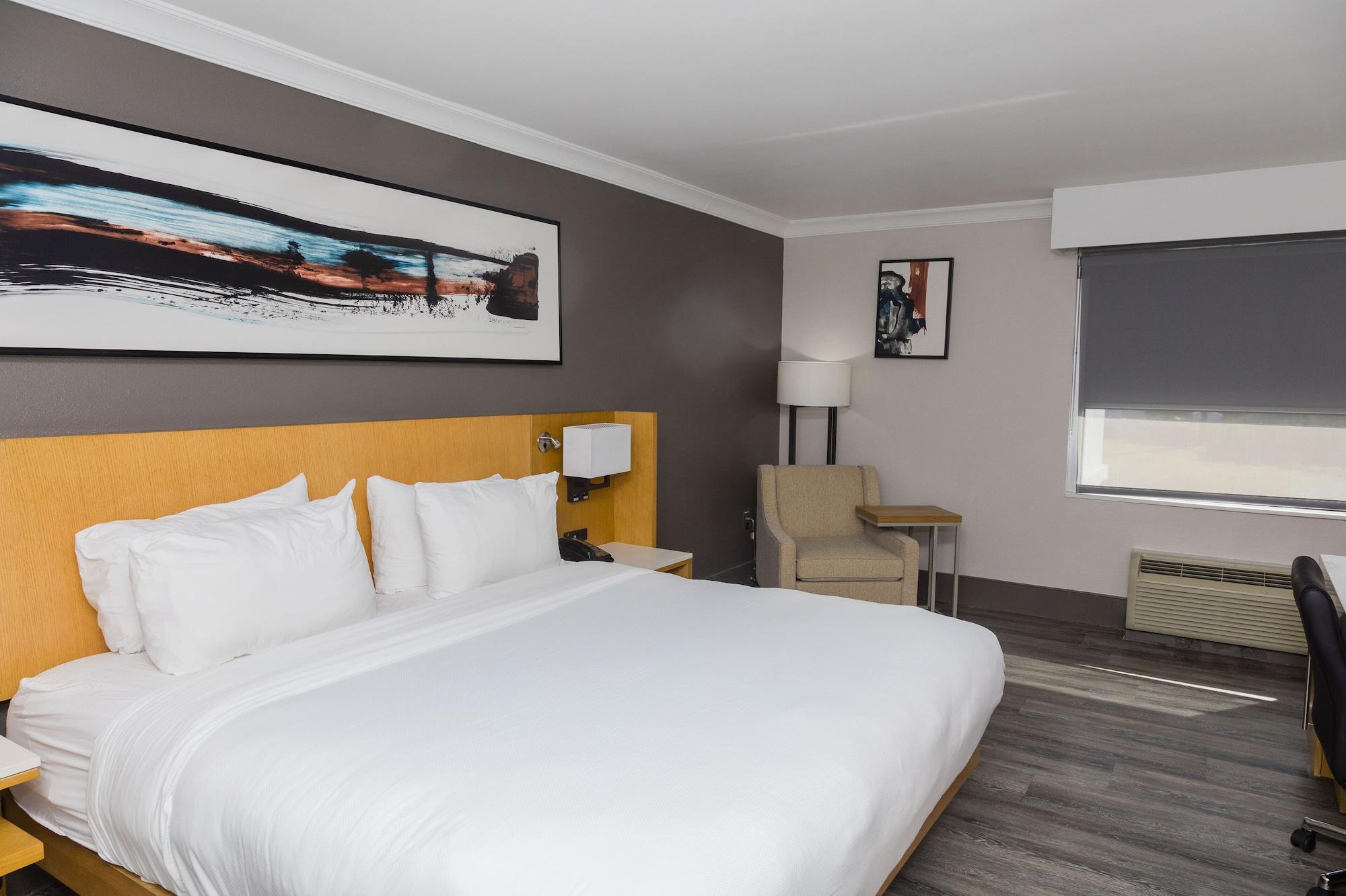 Delta By Marriott Northeast Hotel 3*
