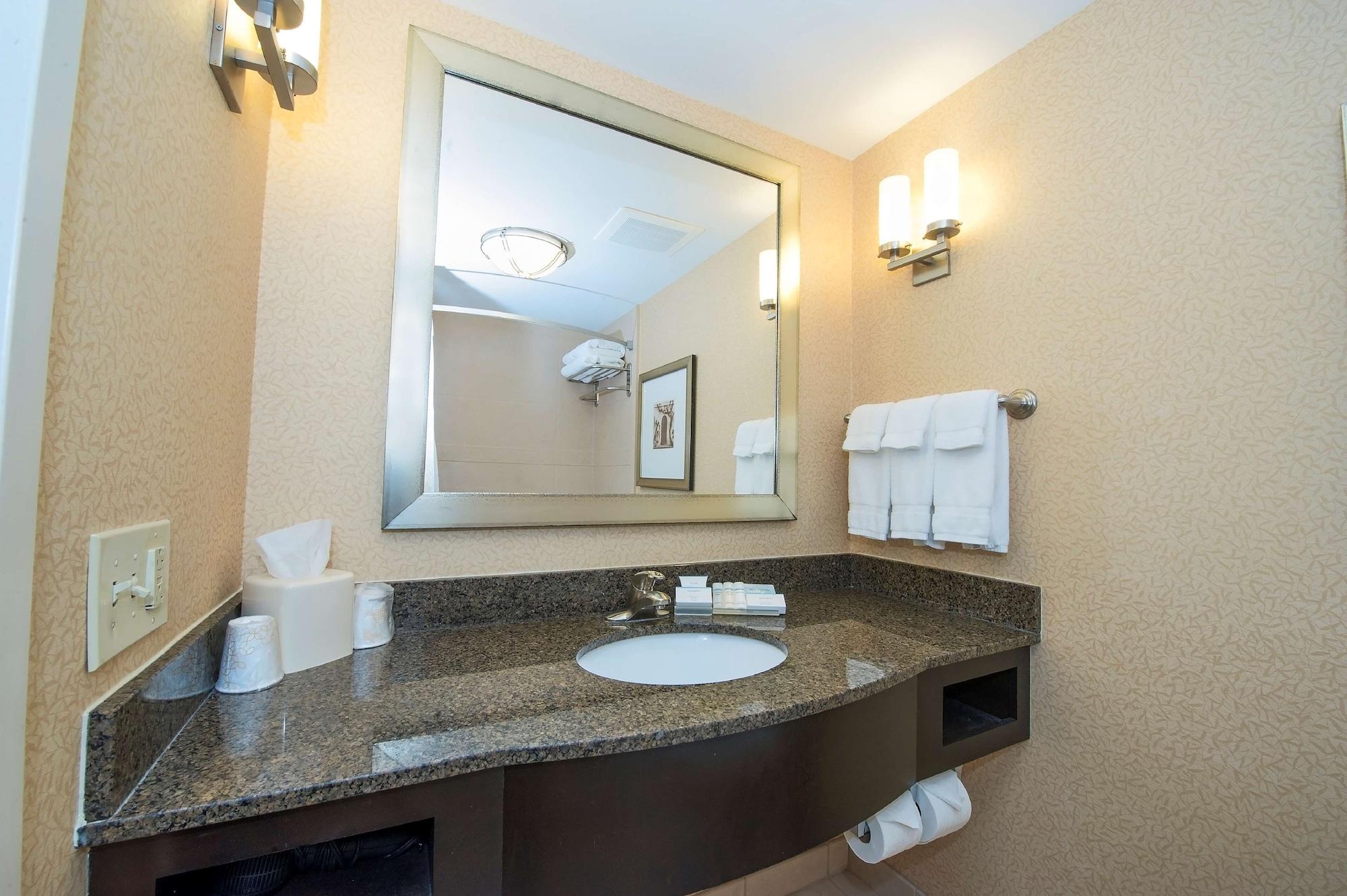 Hilton Garden Columbia/northeast 3*