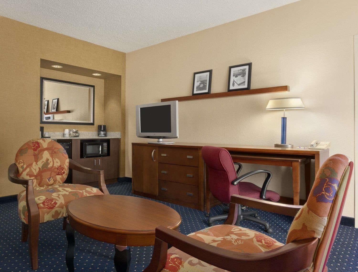 Hotel Baymont By Wyndham Northwest