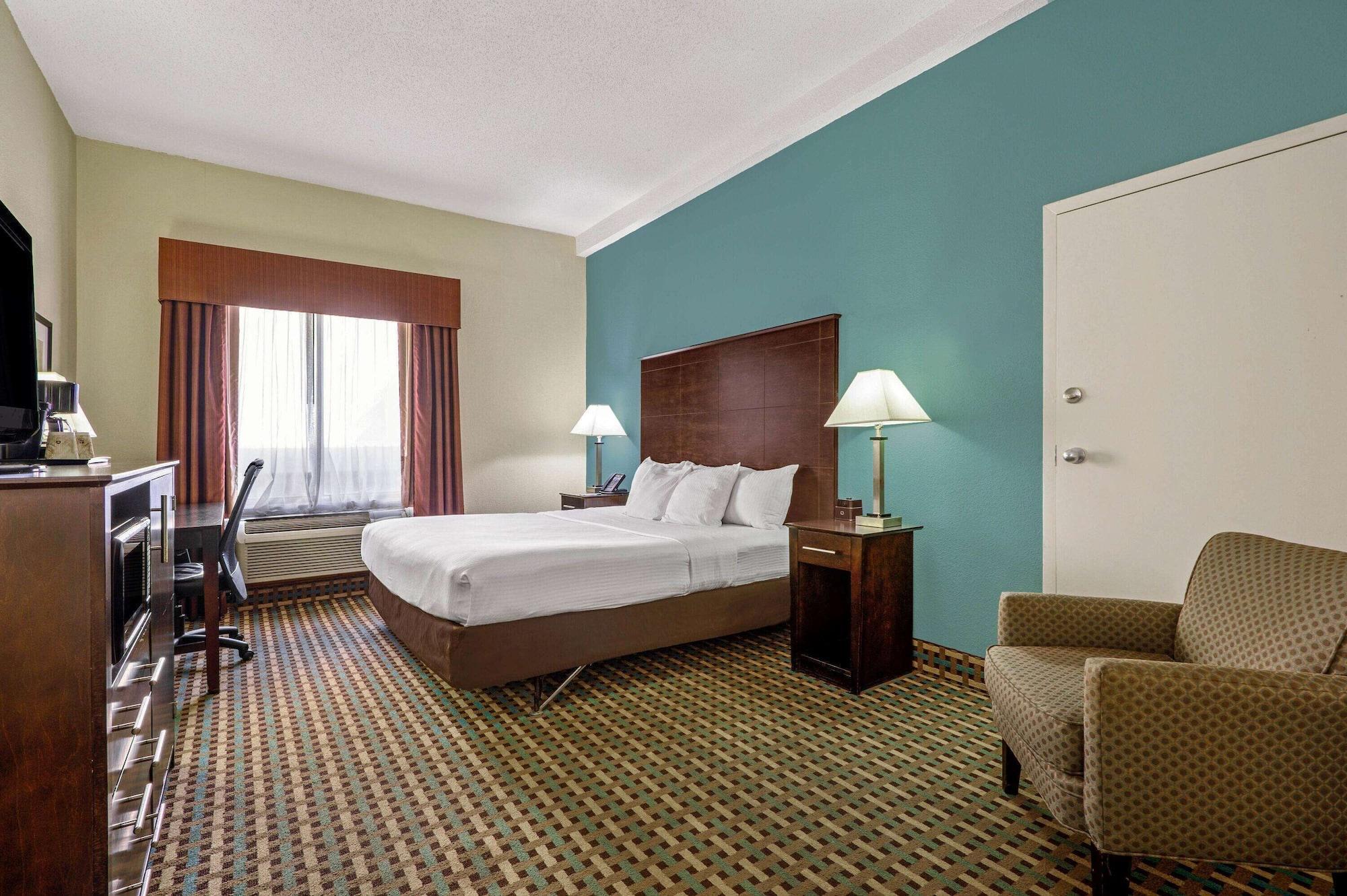 La Quinta By Wyndham Se Jackson Columbia