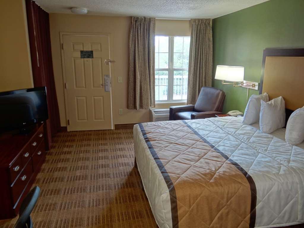 Extended America Select - - Ft Jackson Hotel 2*
