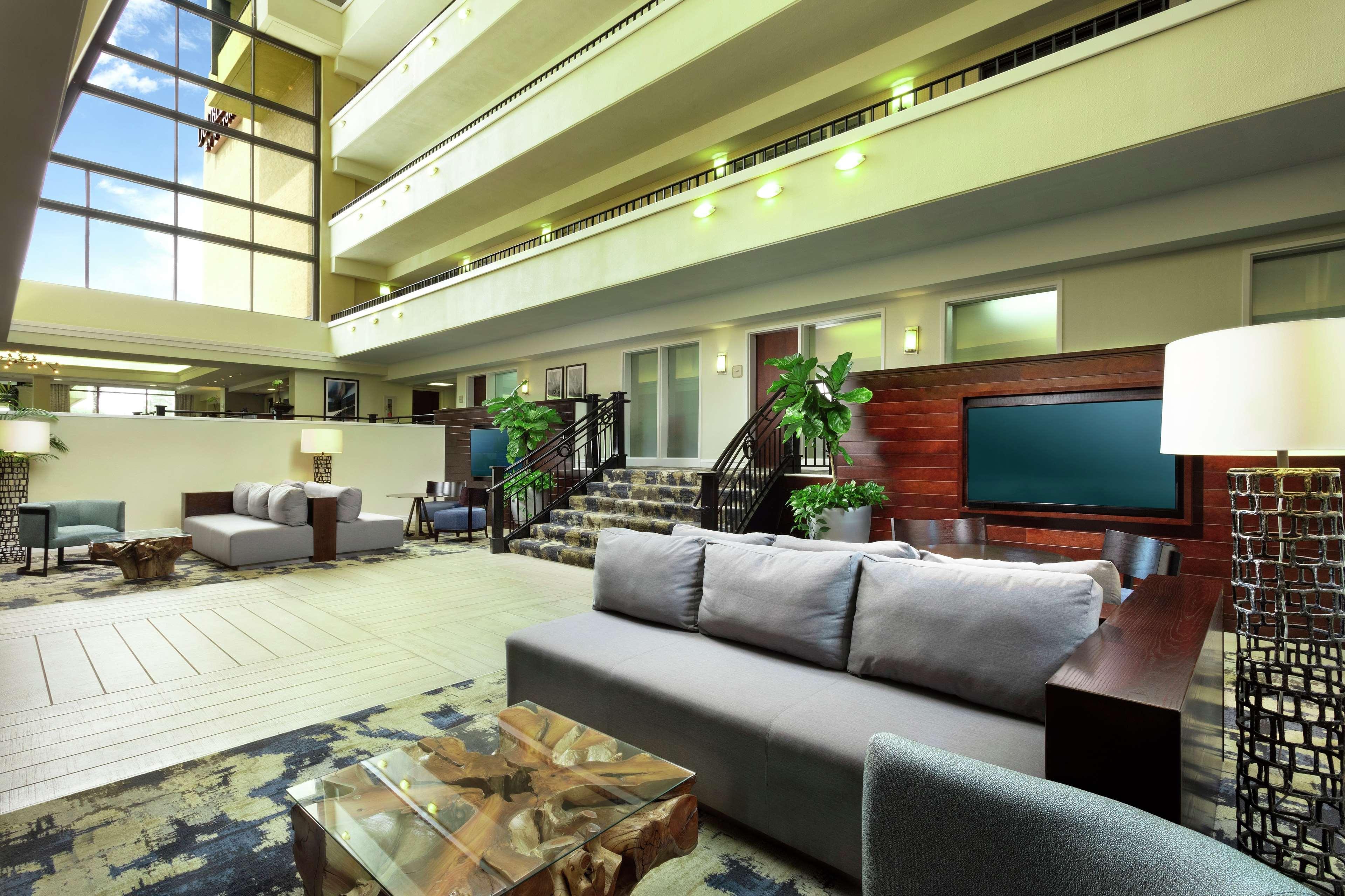 Doubletree By Hilton Hotel Columbia