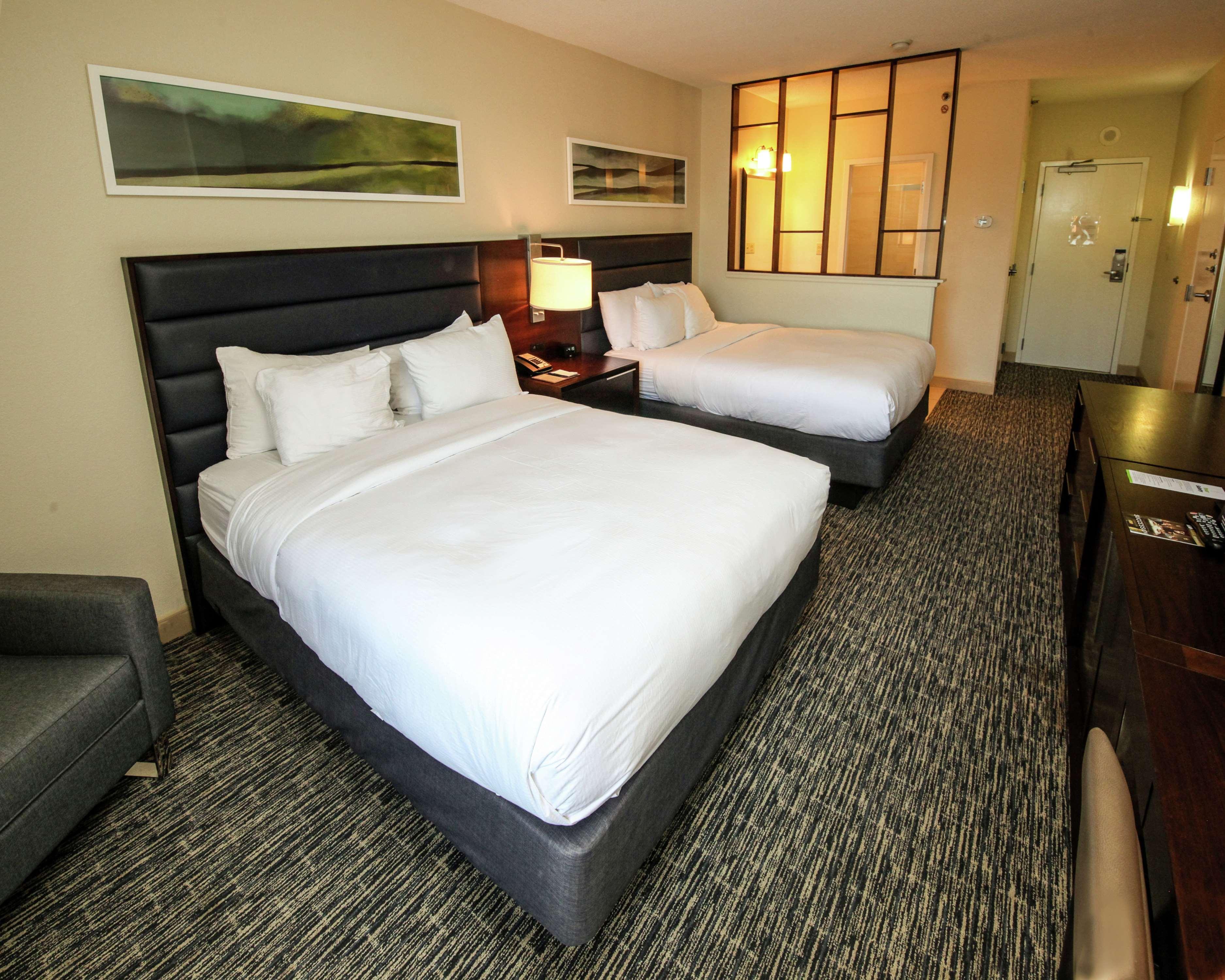 Doubletree By Hilton 4*