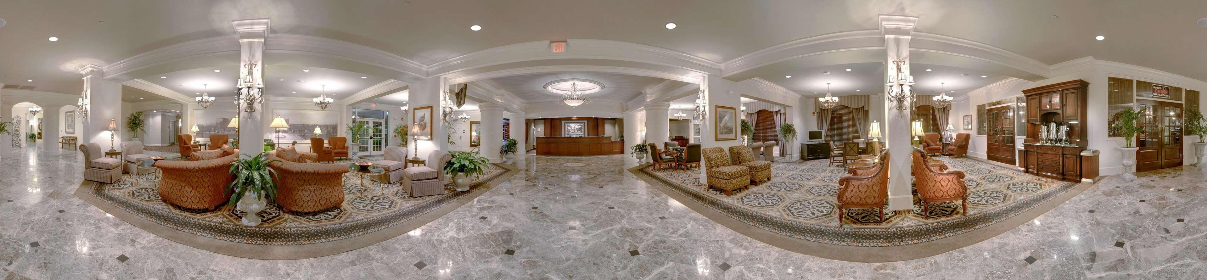 Hotel Hilton Center