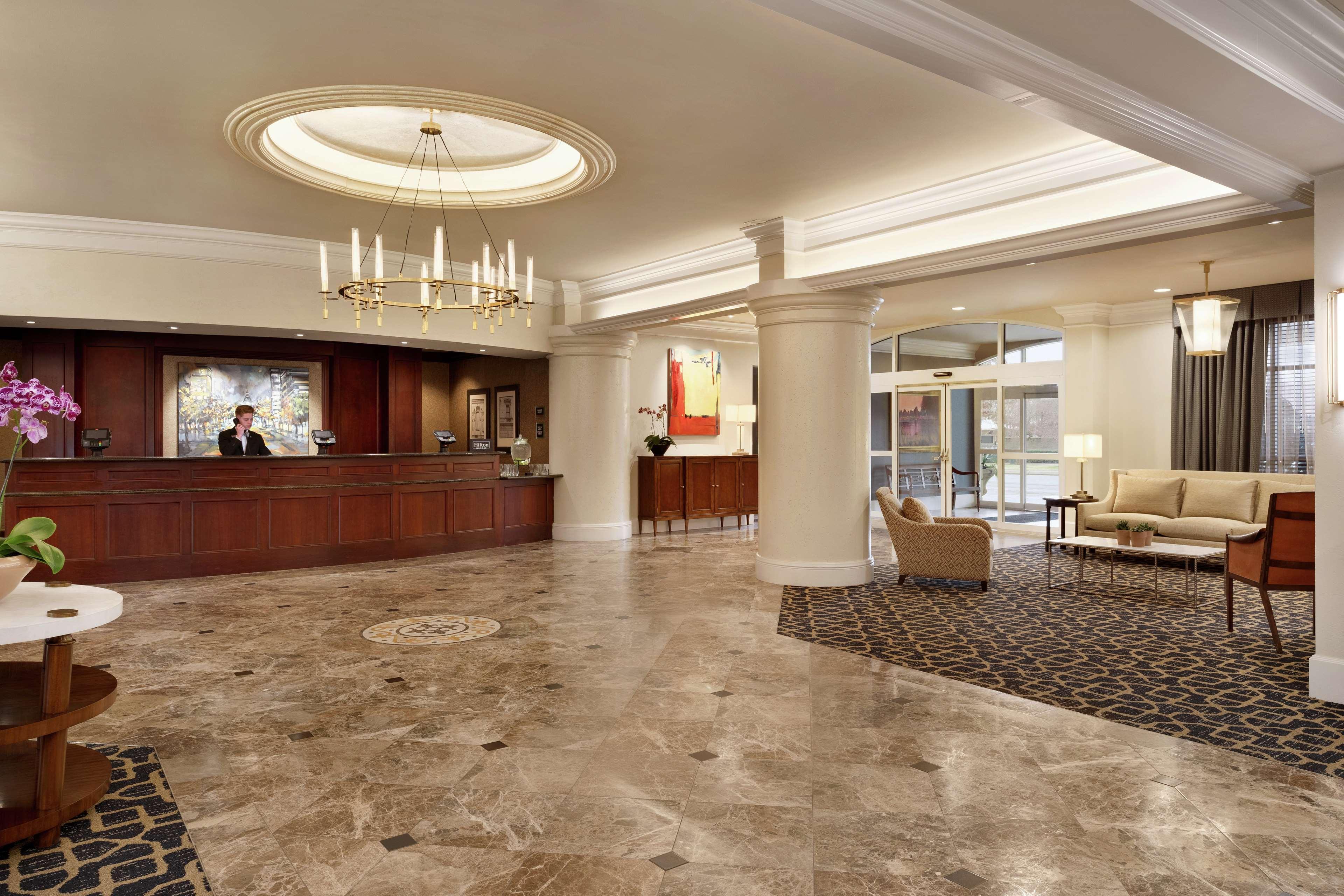 Hilton Center Hotel Columbia