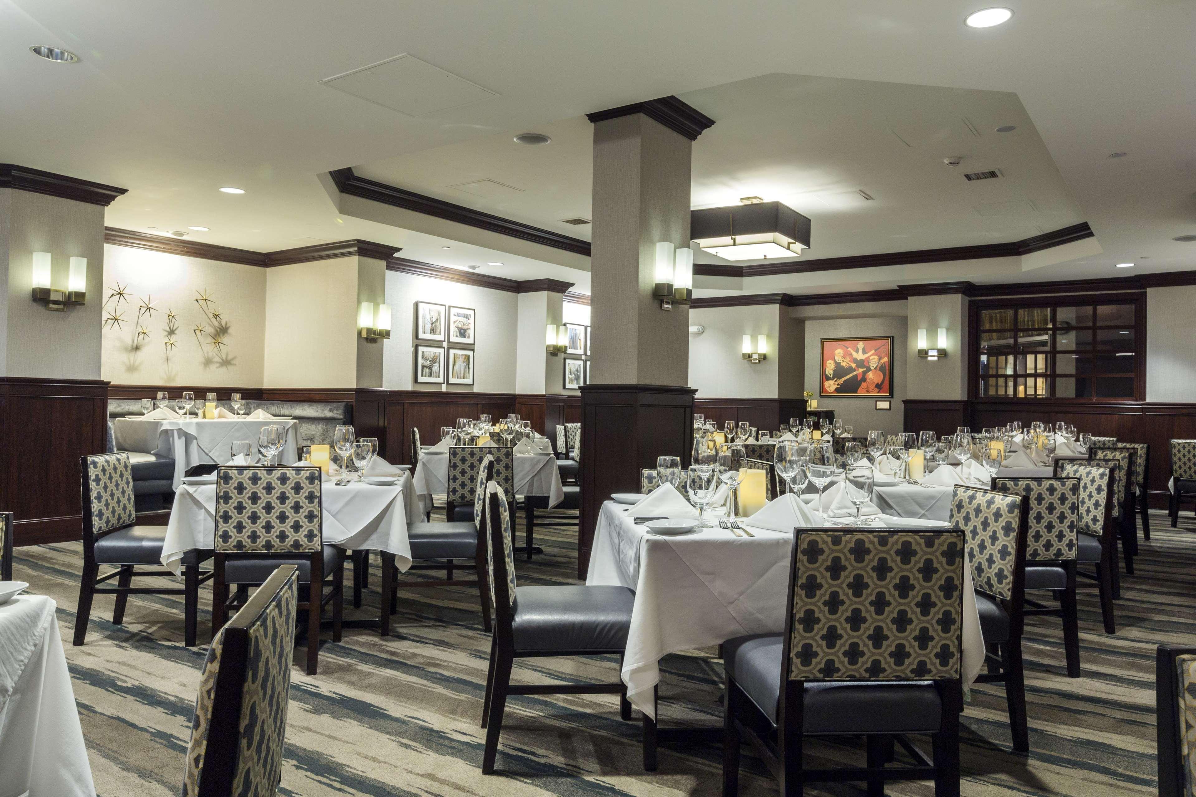 Hilton Center 4* Columbia