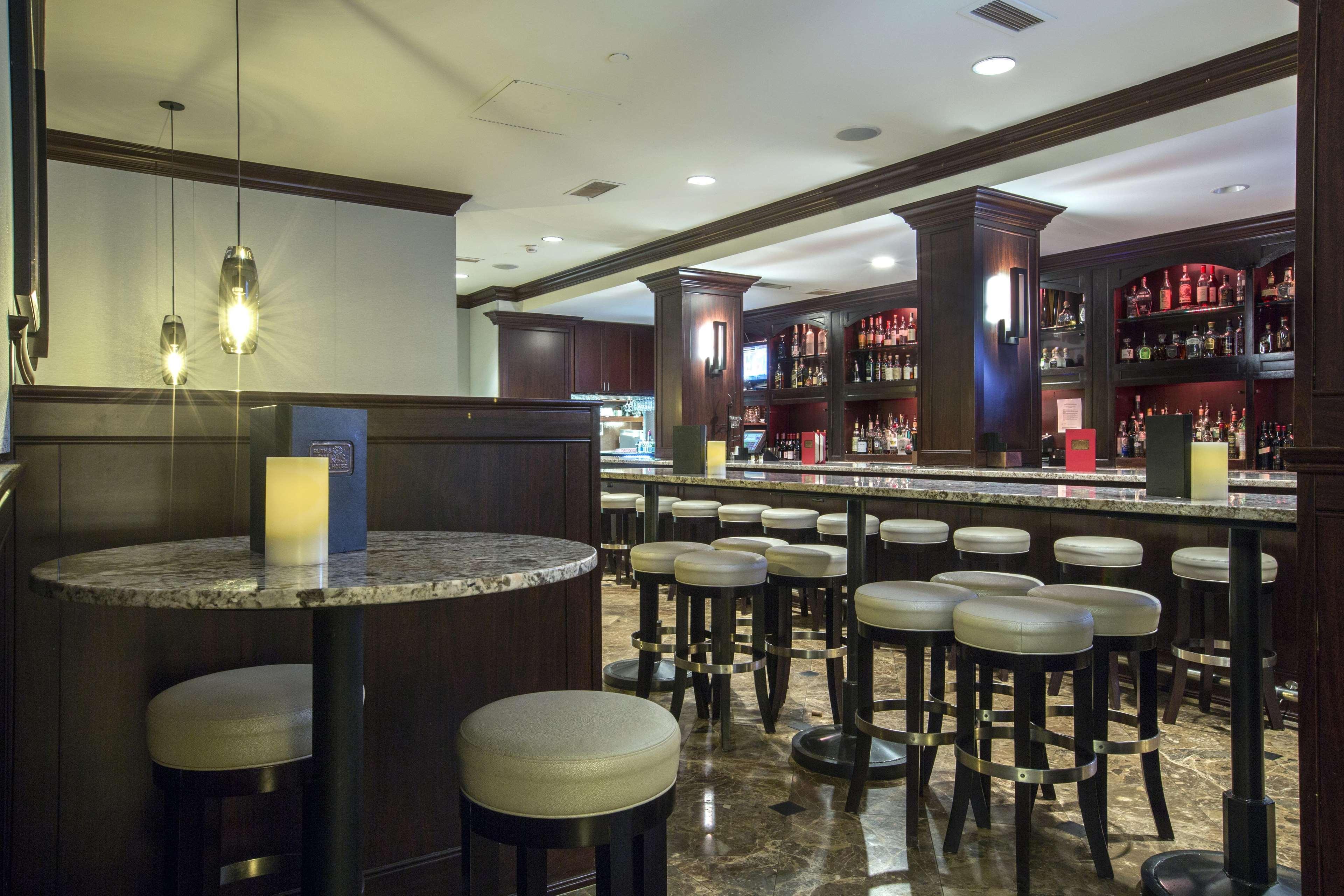 Hilton Center Hotel 4*