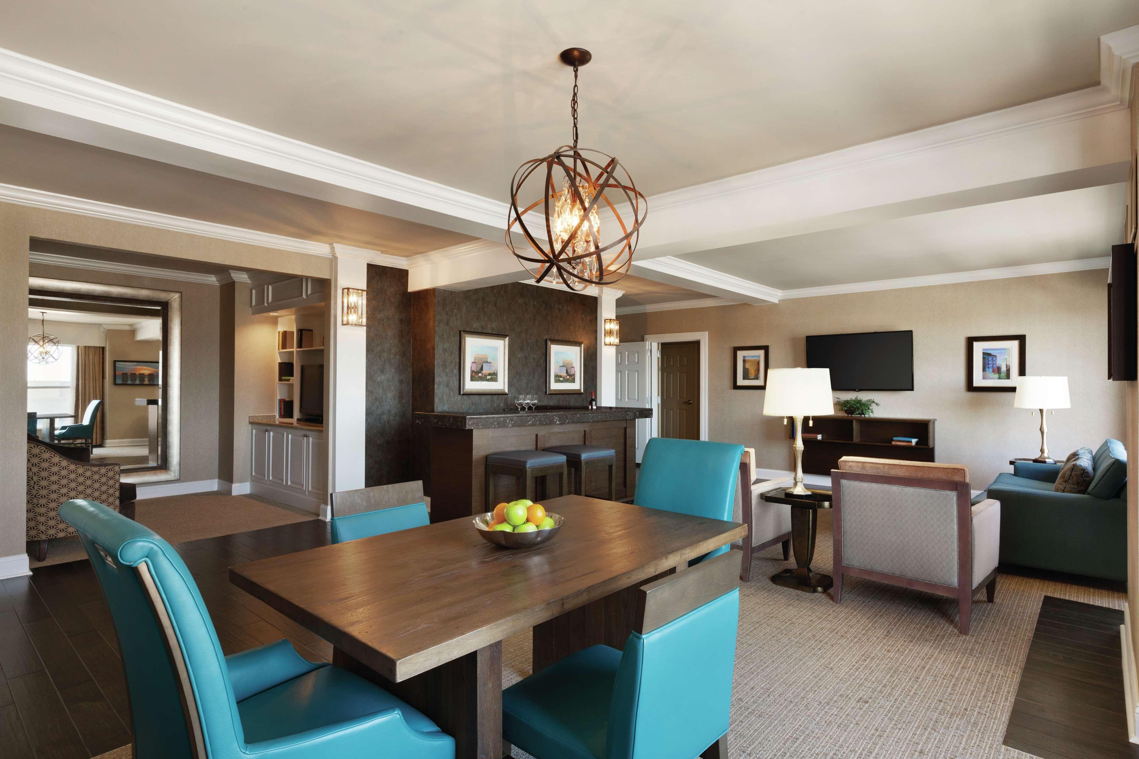 Hilton Center 4* Columbia