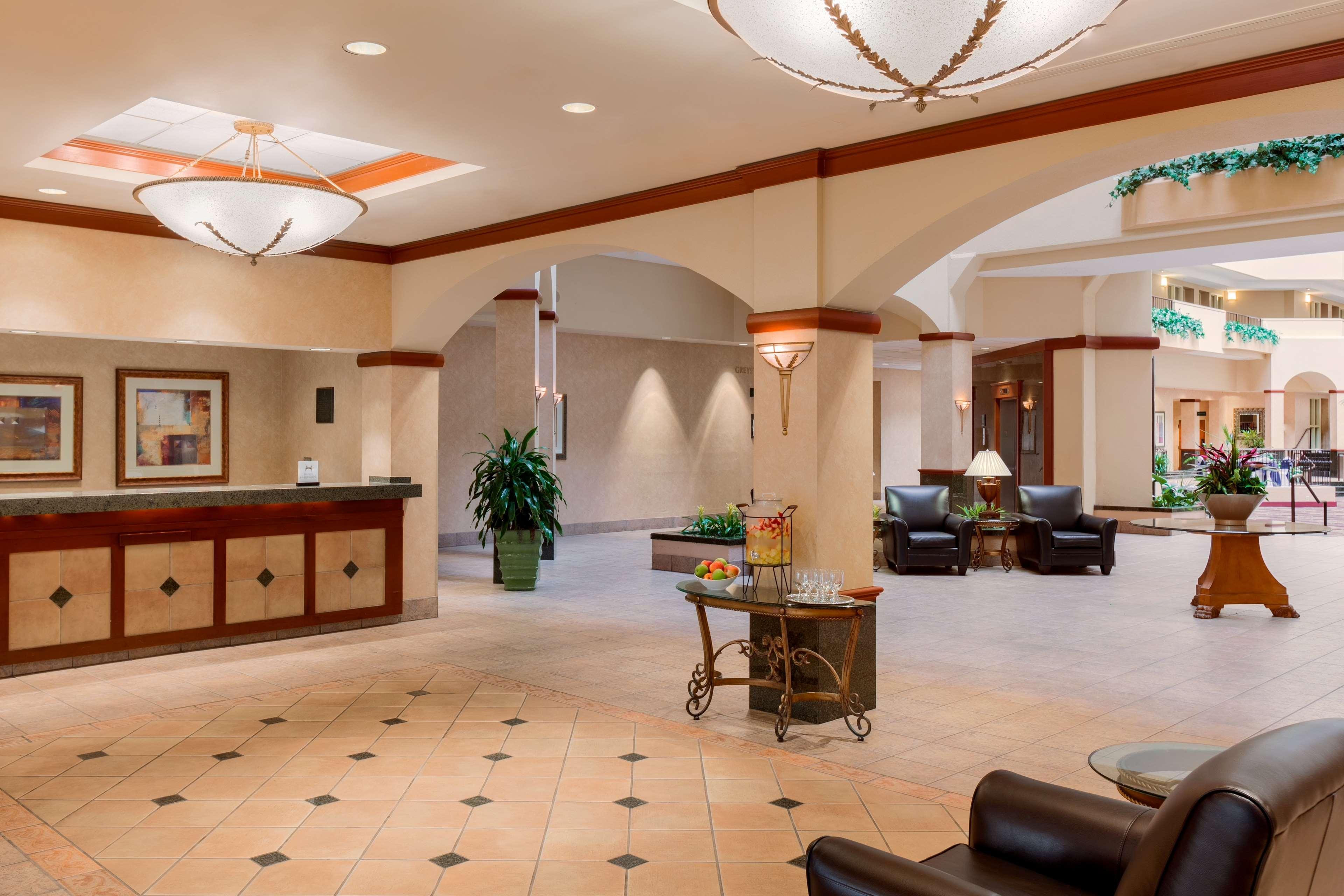 Embassy By Hilton Greystone Hotel Columbia