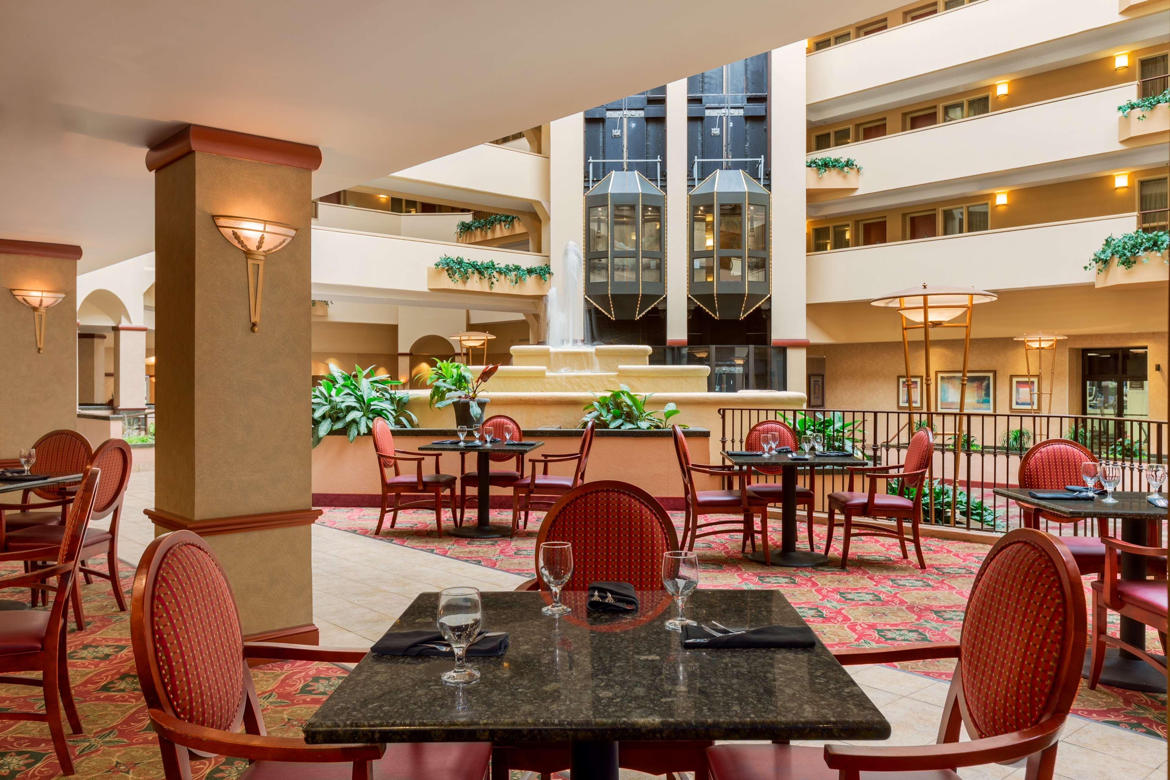 Embassy By Hilton Greystone 4* Columbia