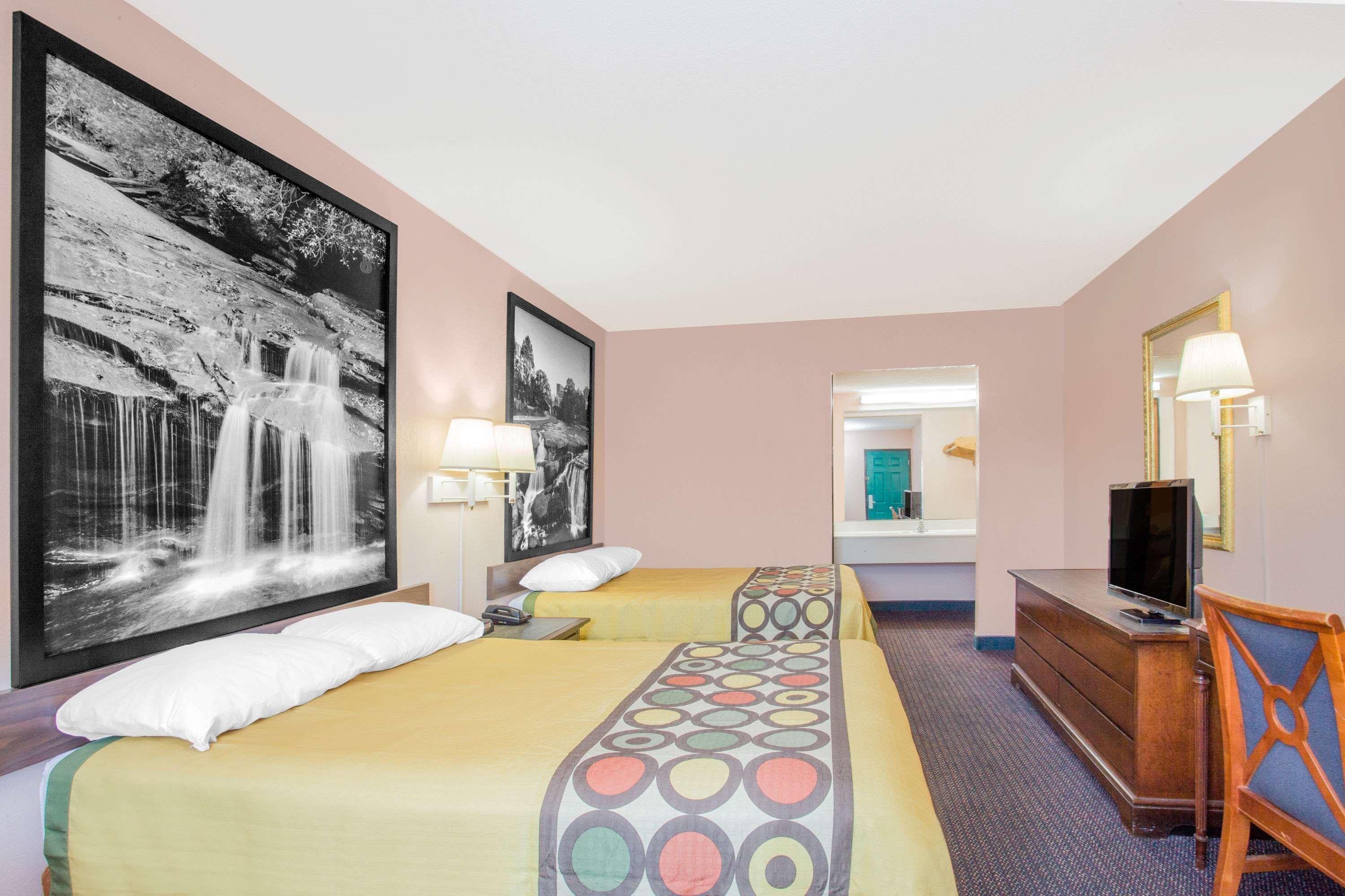 Super 8 By Wyndham 2*