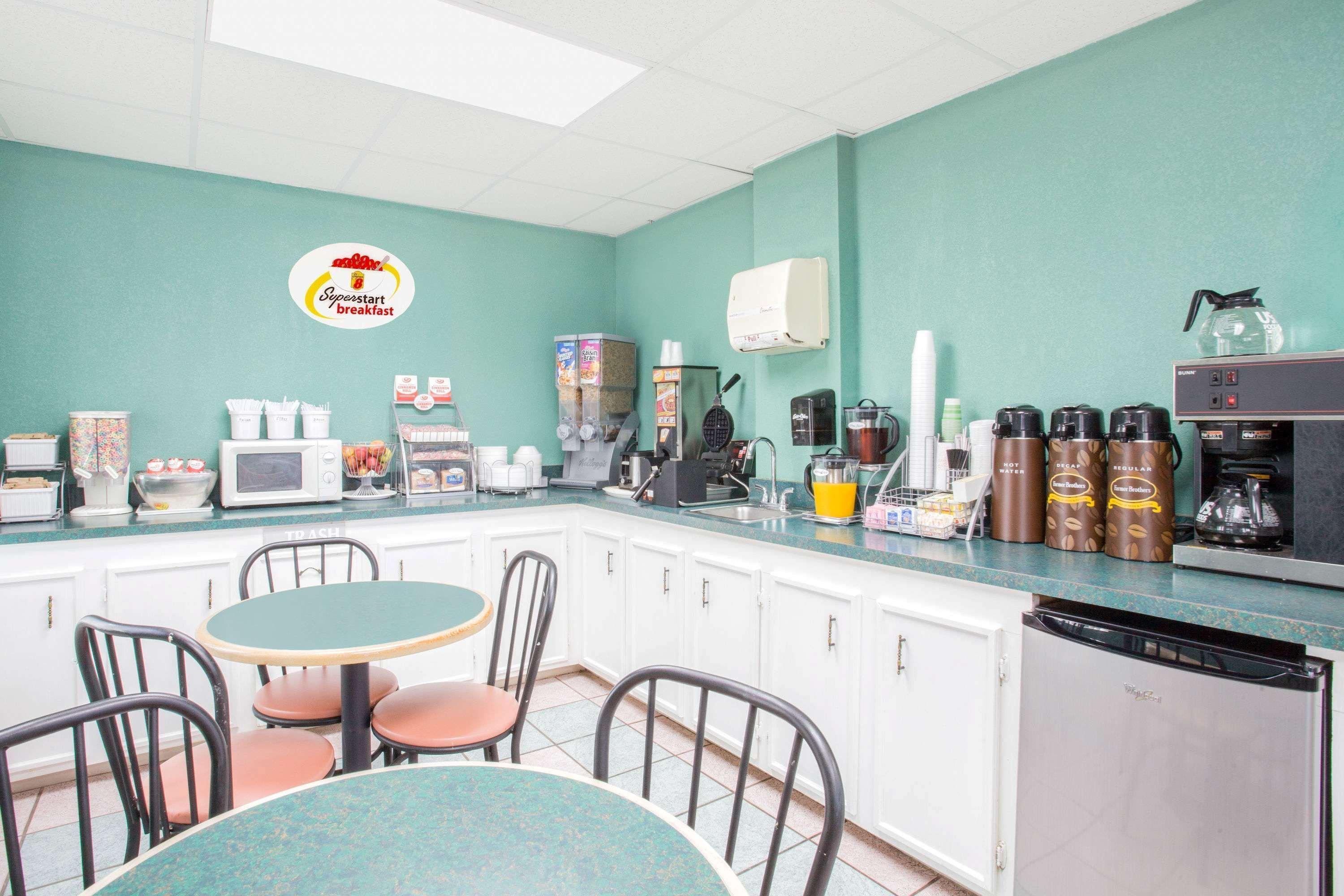Motel Super 8 By Wyndham Columbia