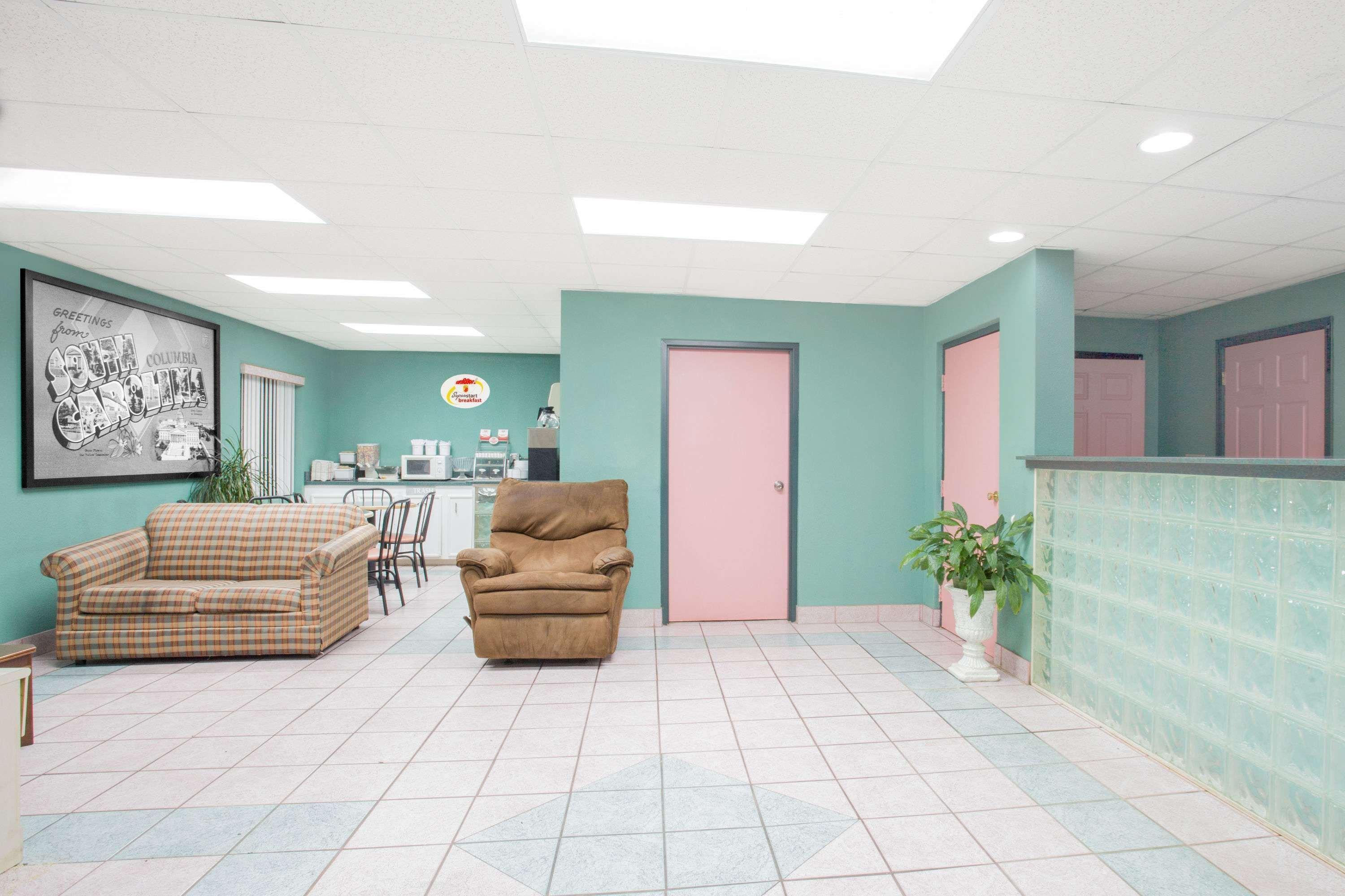 Super 8 By Wyndham