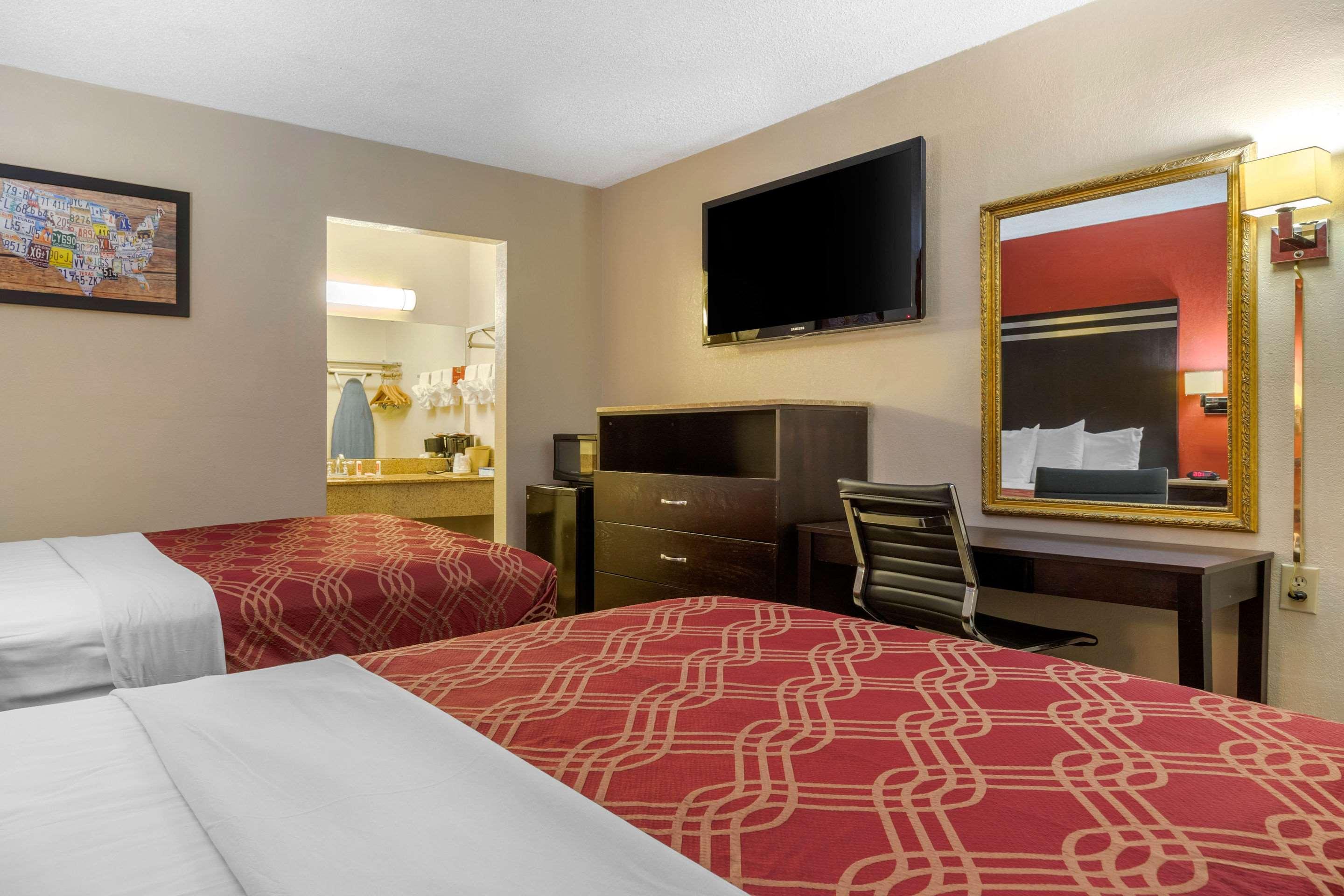 Hotel Econo Jackson Columbia