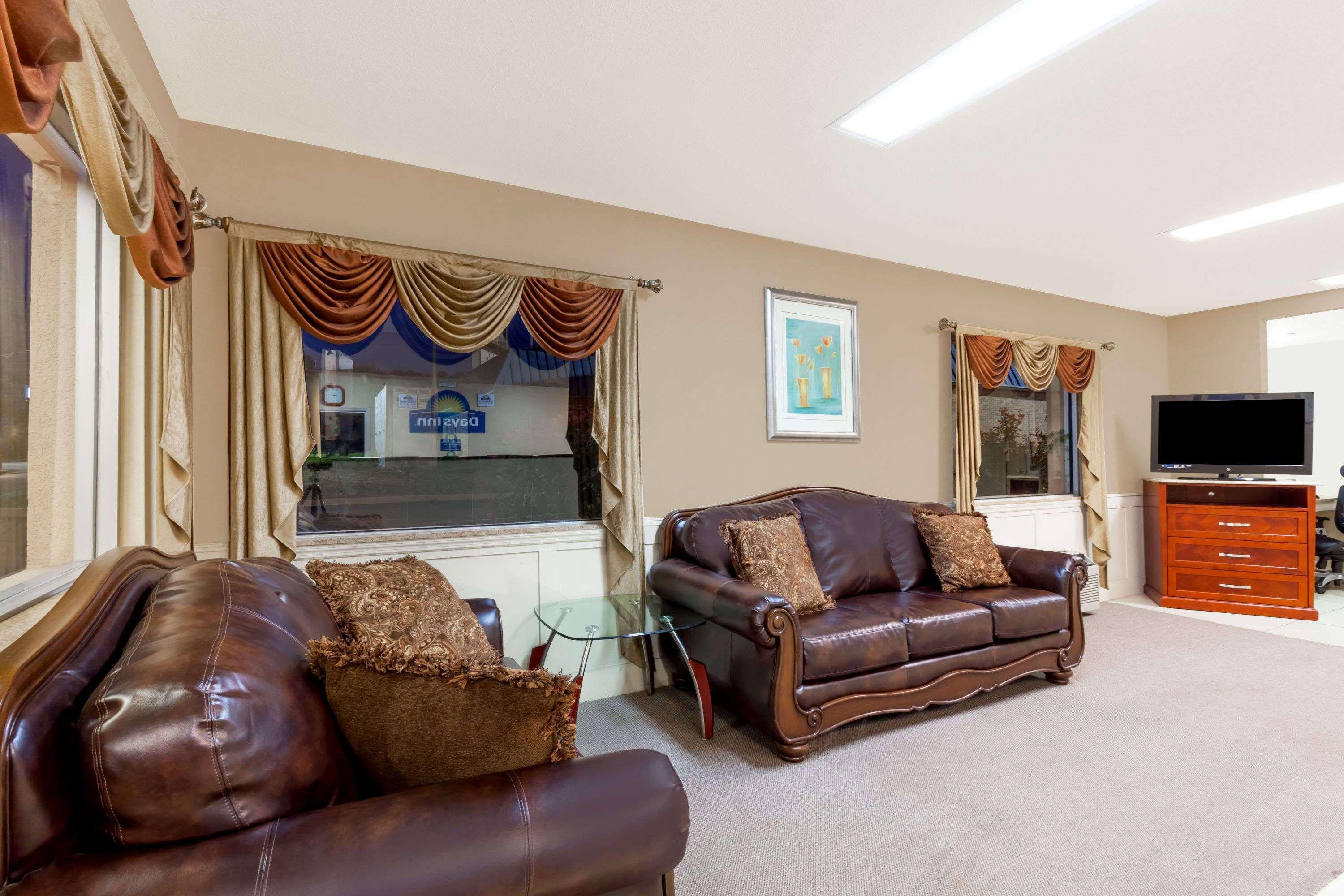 Days By Wyndham Columbia