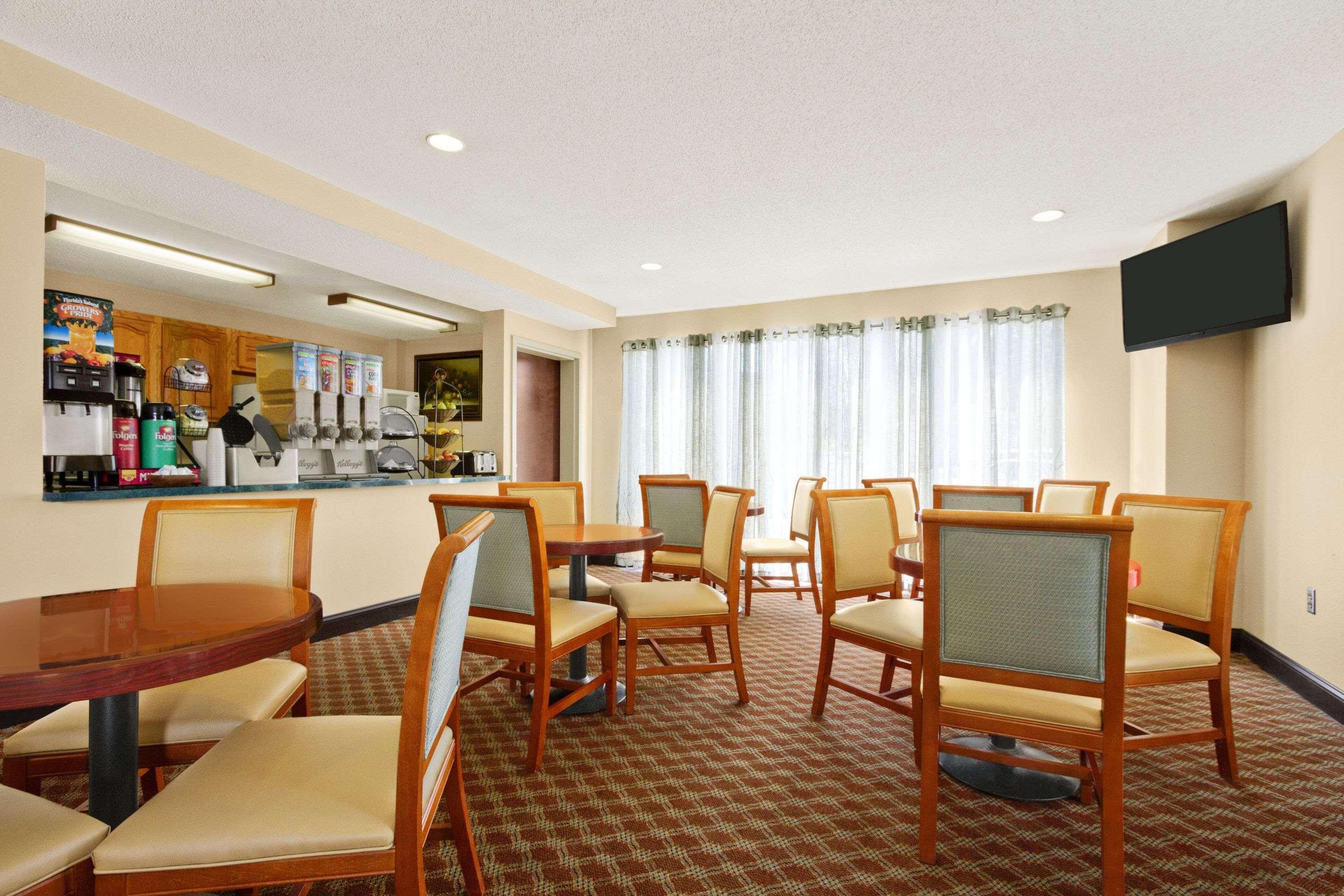 Ramada Limited - 2*