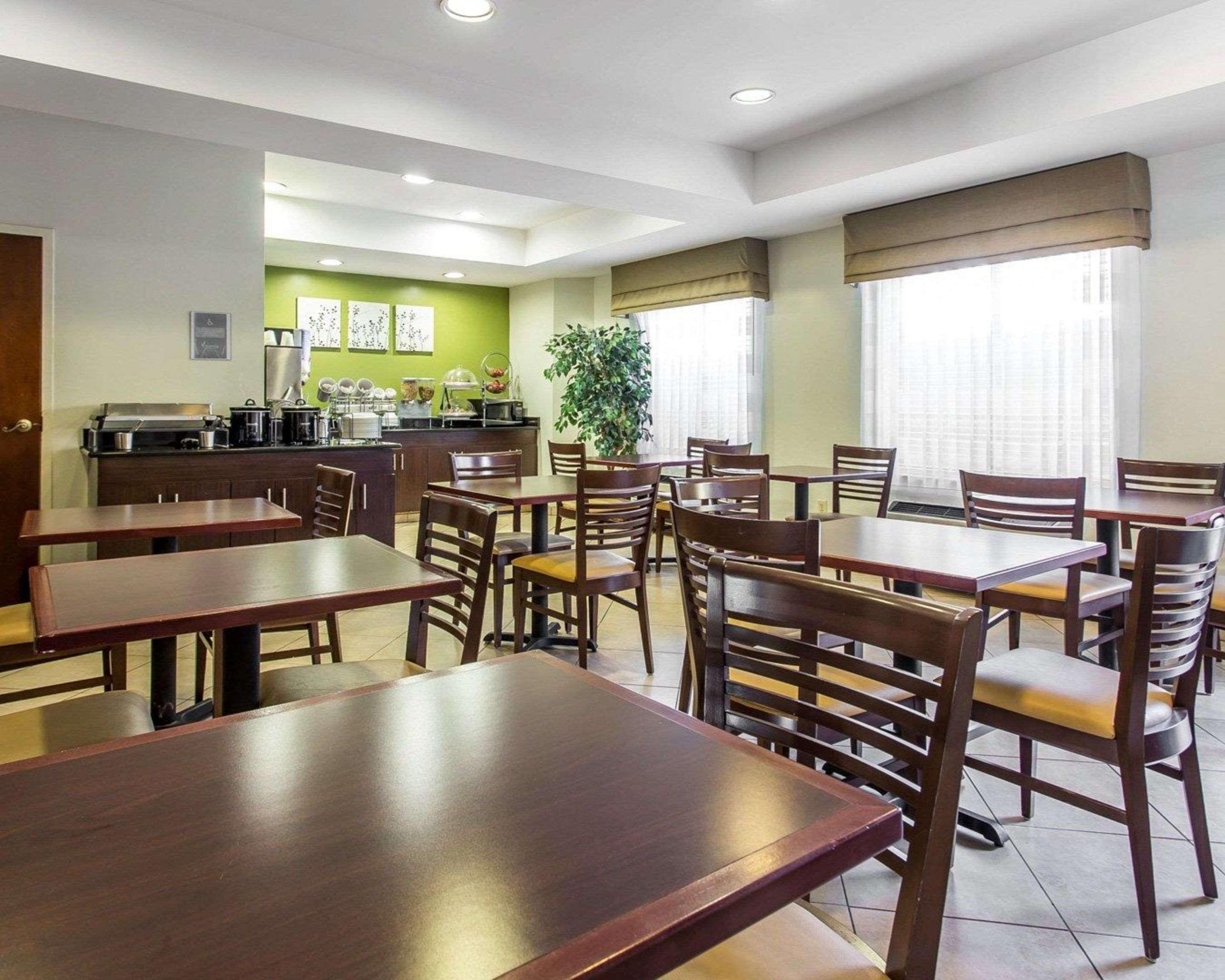 Sleep Inn 3*