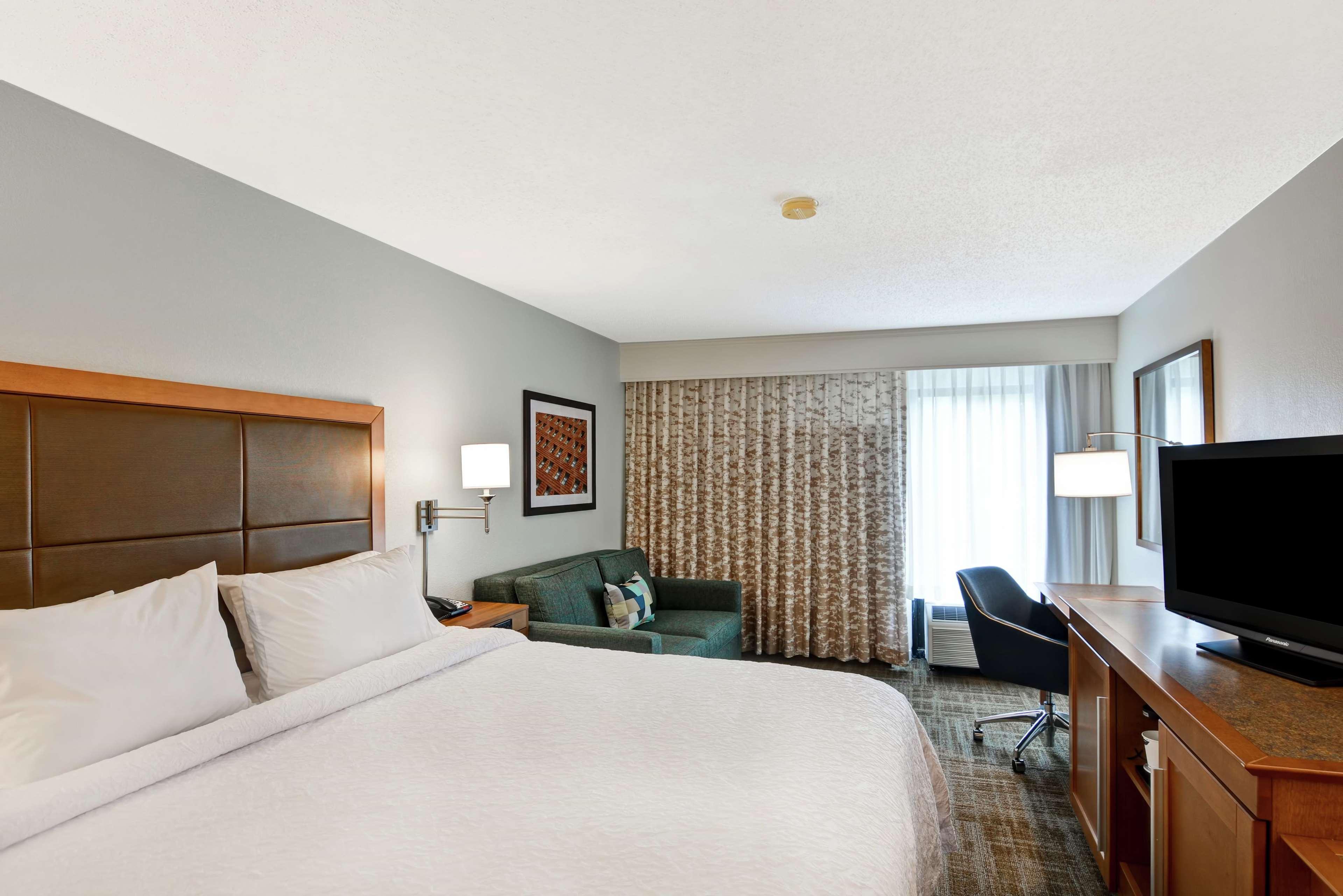 Hampton Columbia-i-26 Airport Hotel