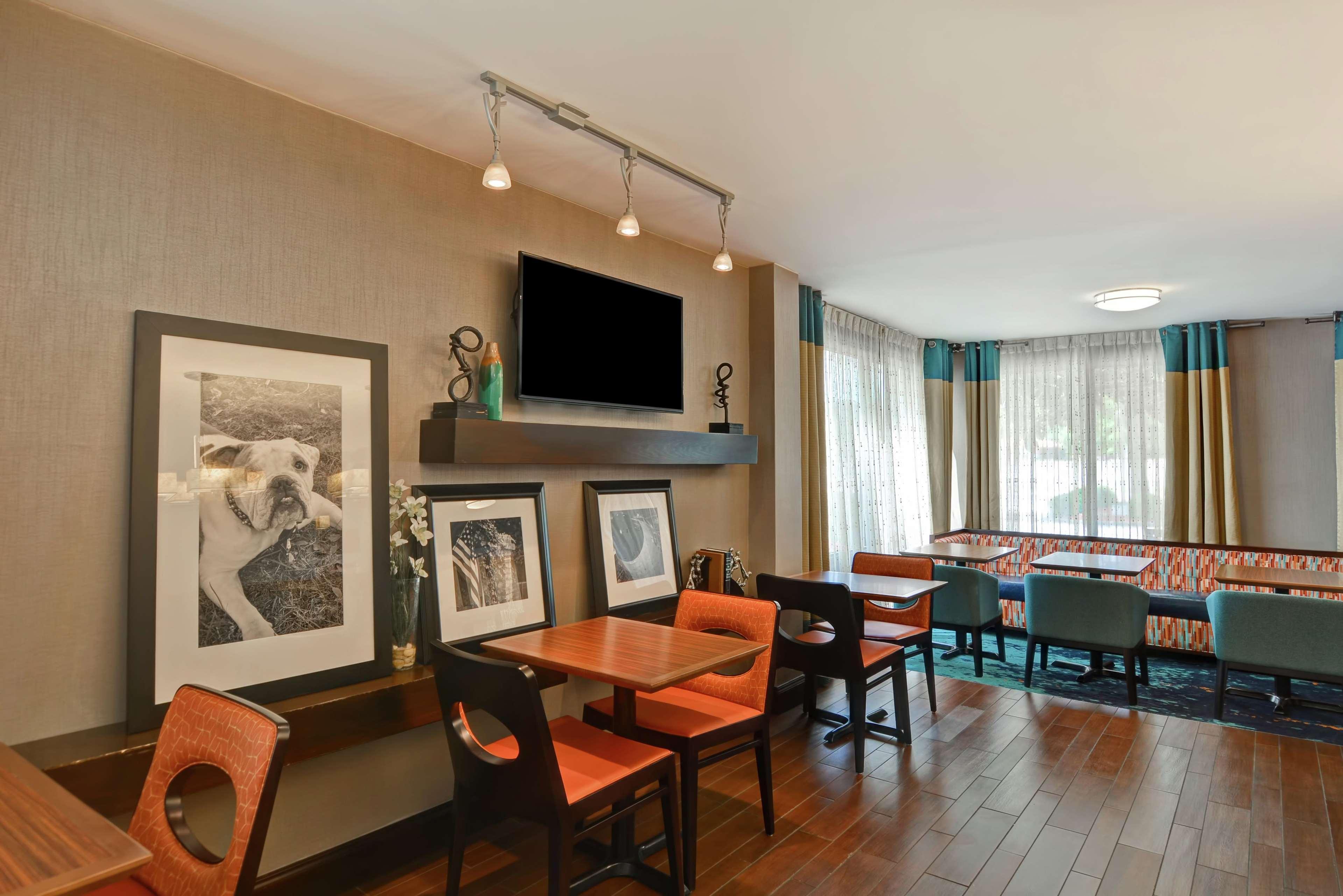 Hampton Columbia-i-26 Airport 3*