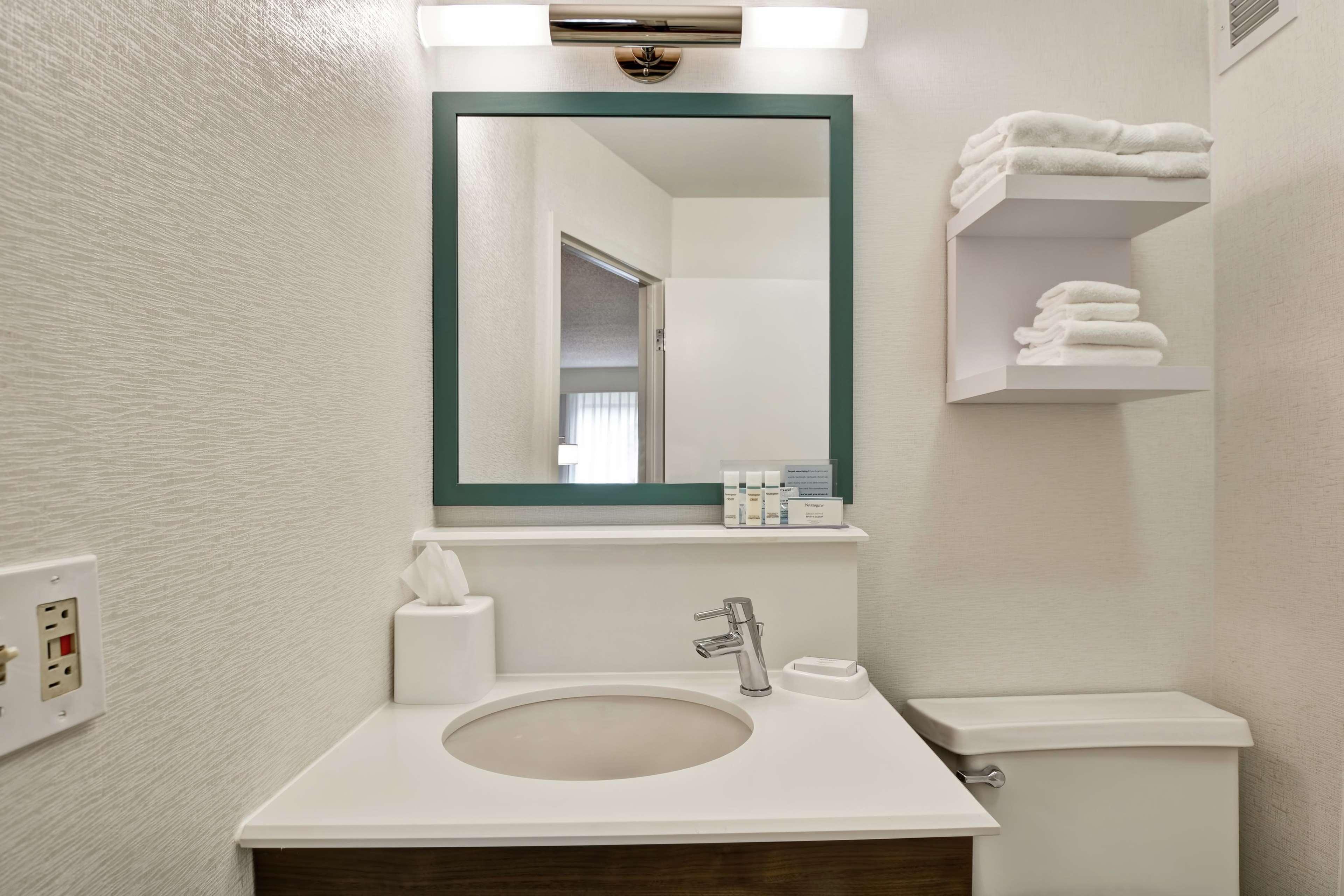 Hampton Columbia-i-26 Airport 3*