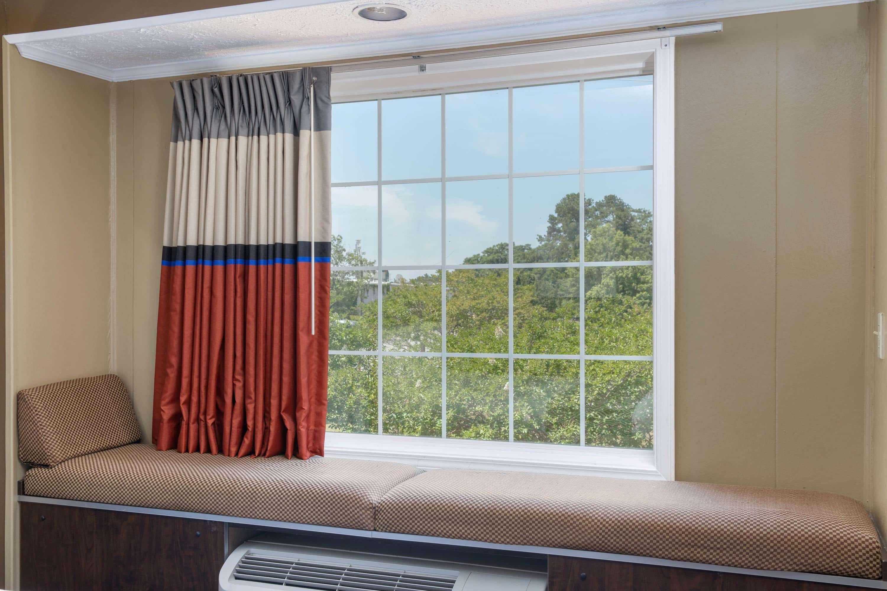 Microtel & By Wyndham Jackson N 3*