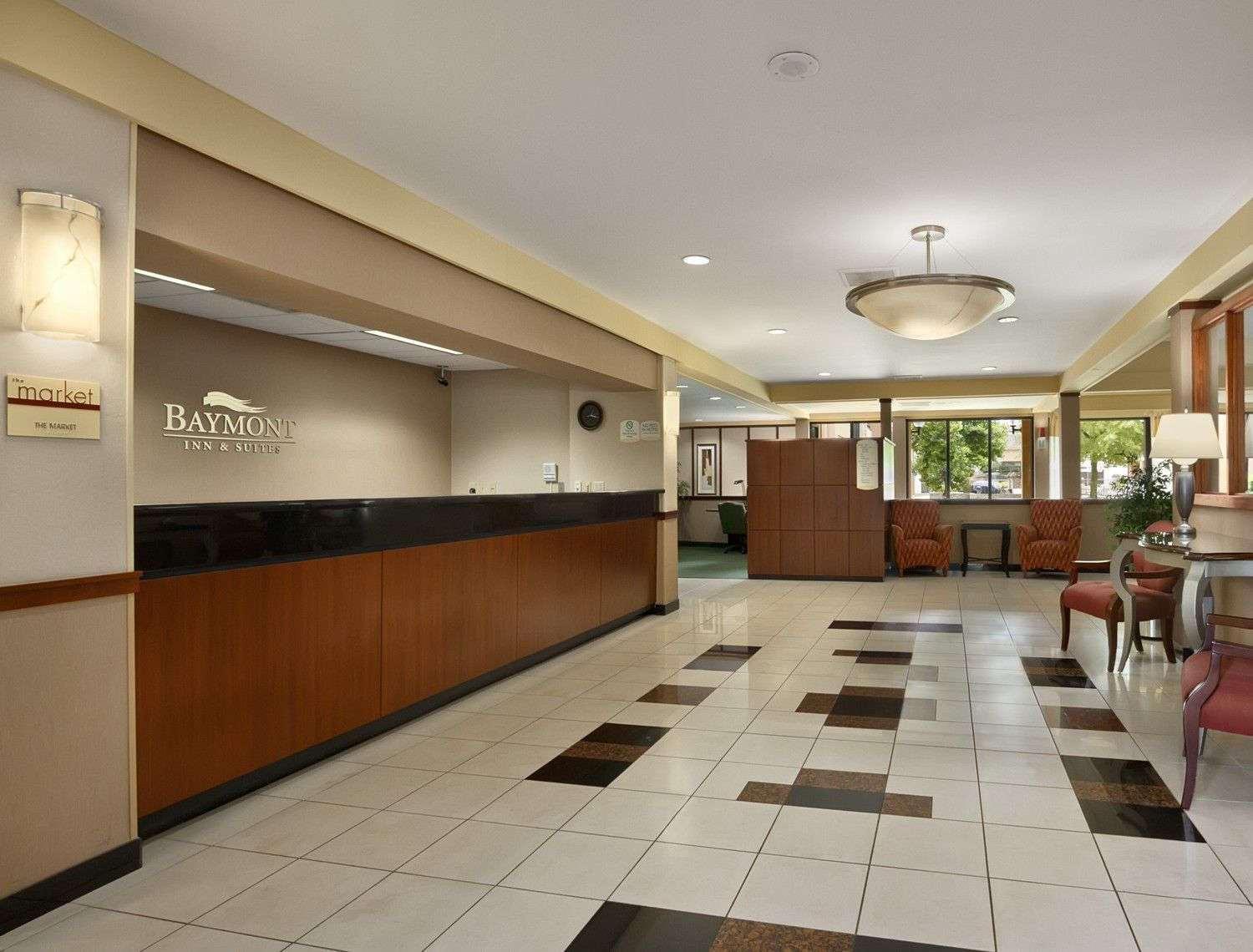 Baymont By Wyndham Northwest Hotel