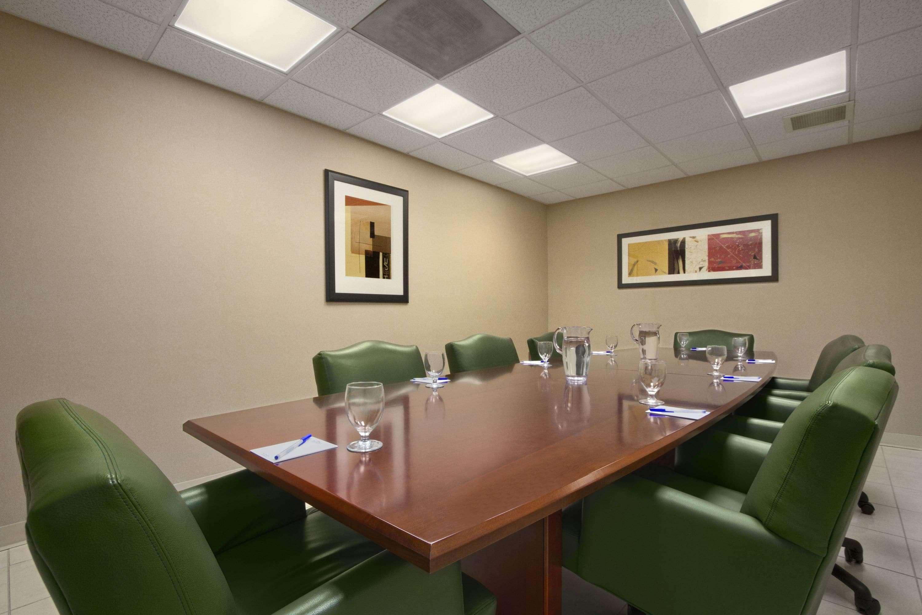 Baymont By Wyndham Northwest Hotel