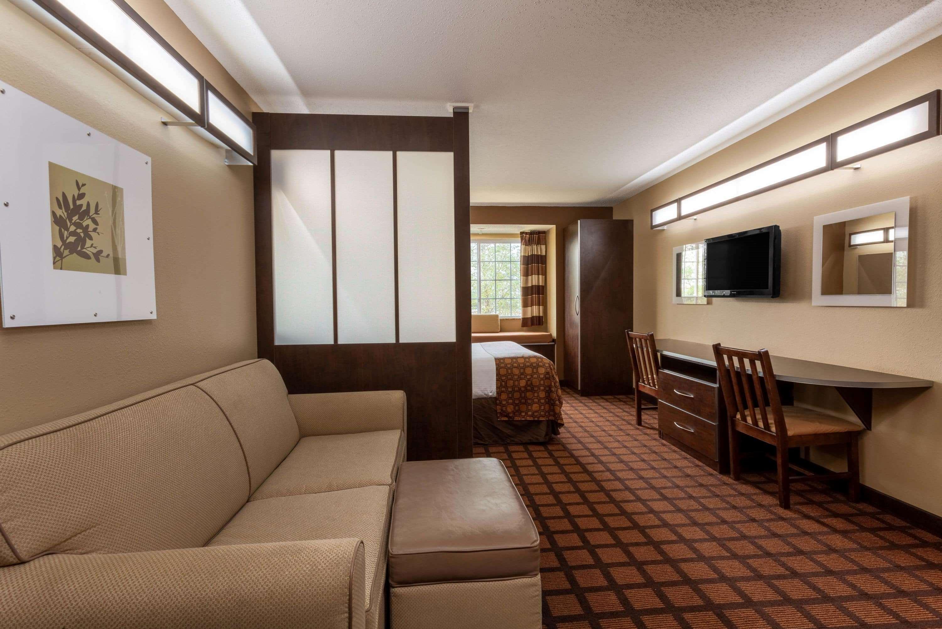 Microtel & By Wyndham 3*
