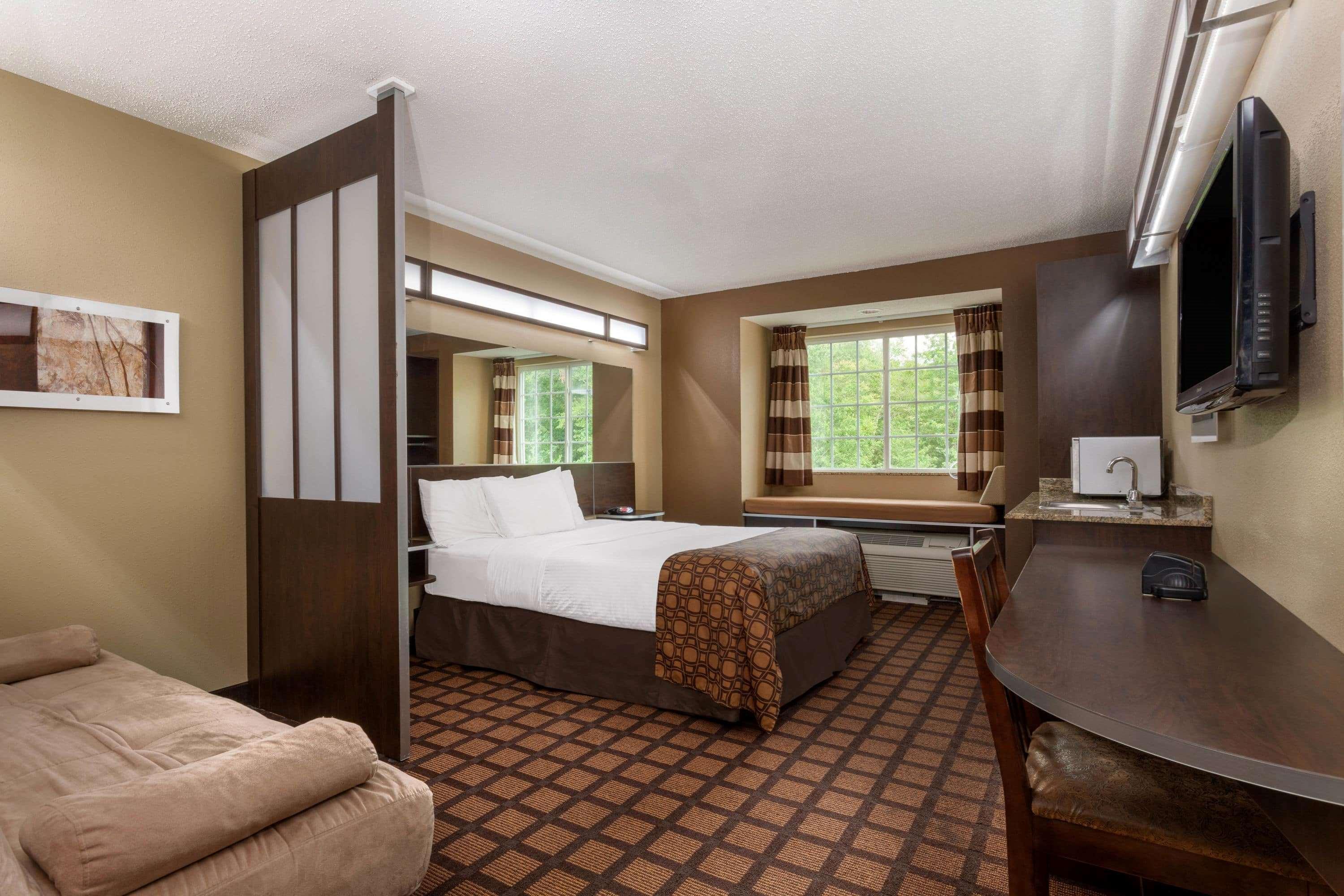 Motel Microtel & By Wyndham