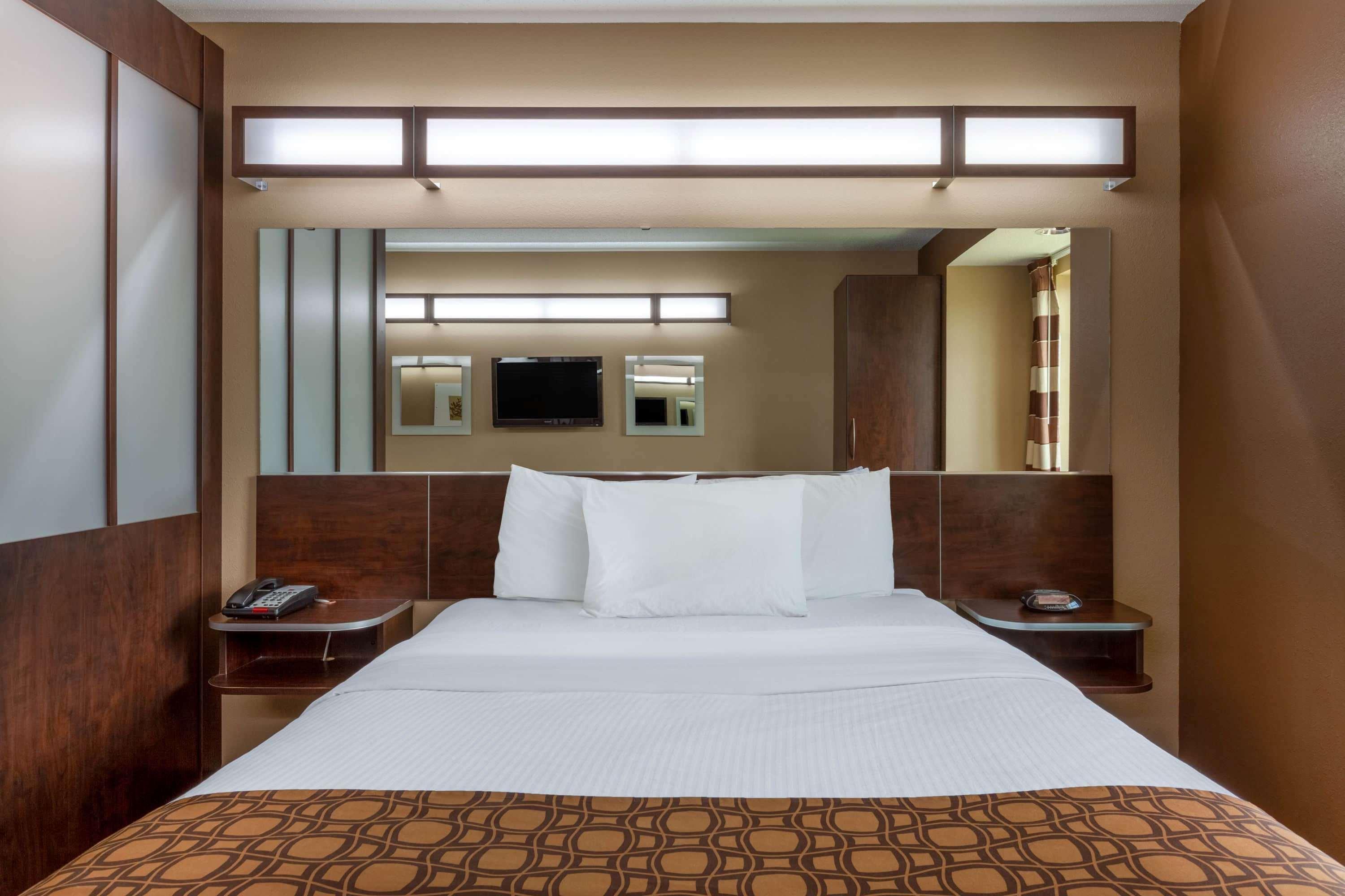 Microtel & By Wyndham Motel 3*