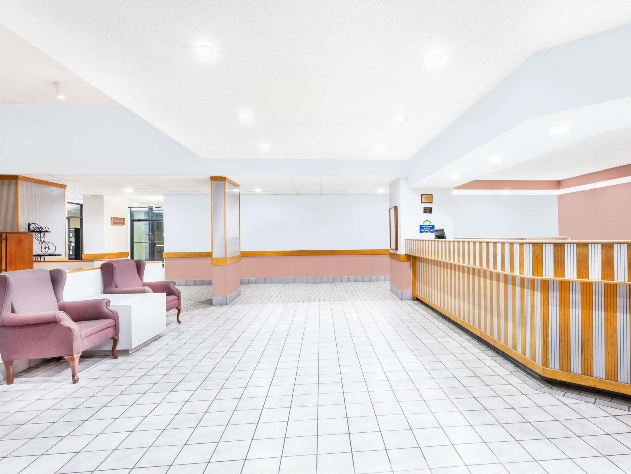 Days & By Wyndham Se Ft Jackson Hotel
