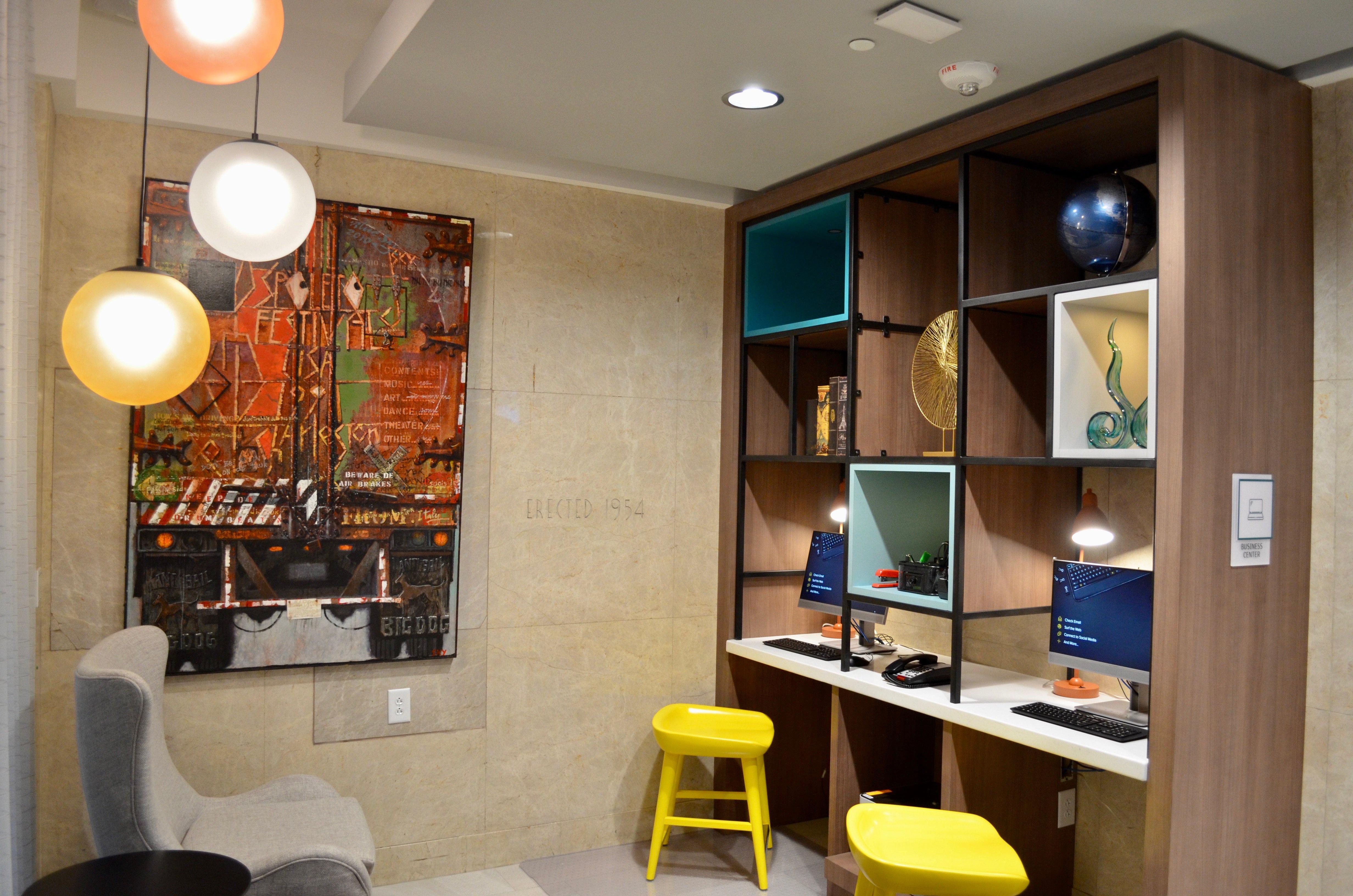 - Downtown By Ihg