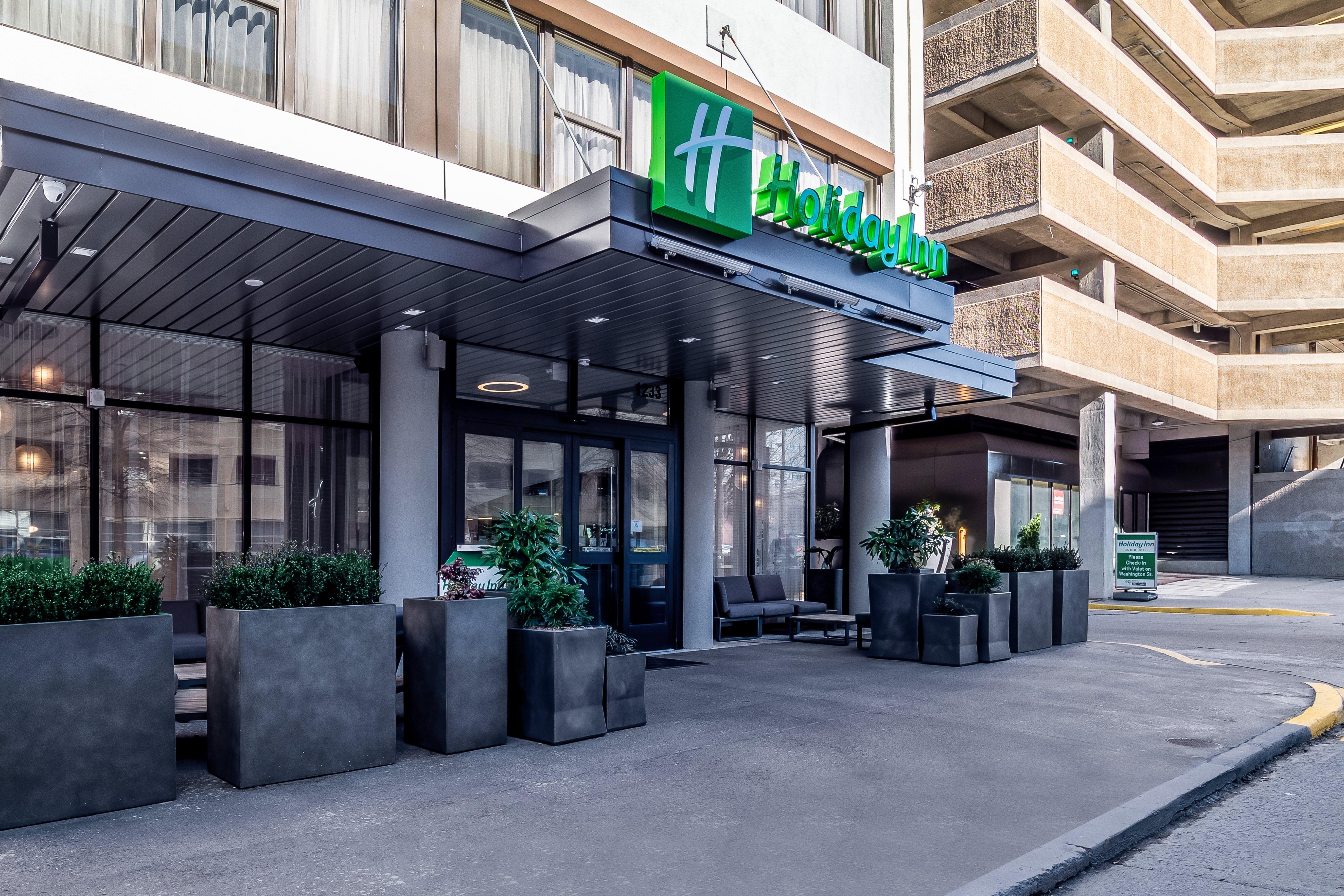 - Downtown By Ihg Hotel 3*