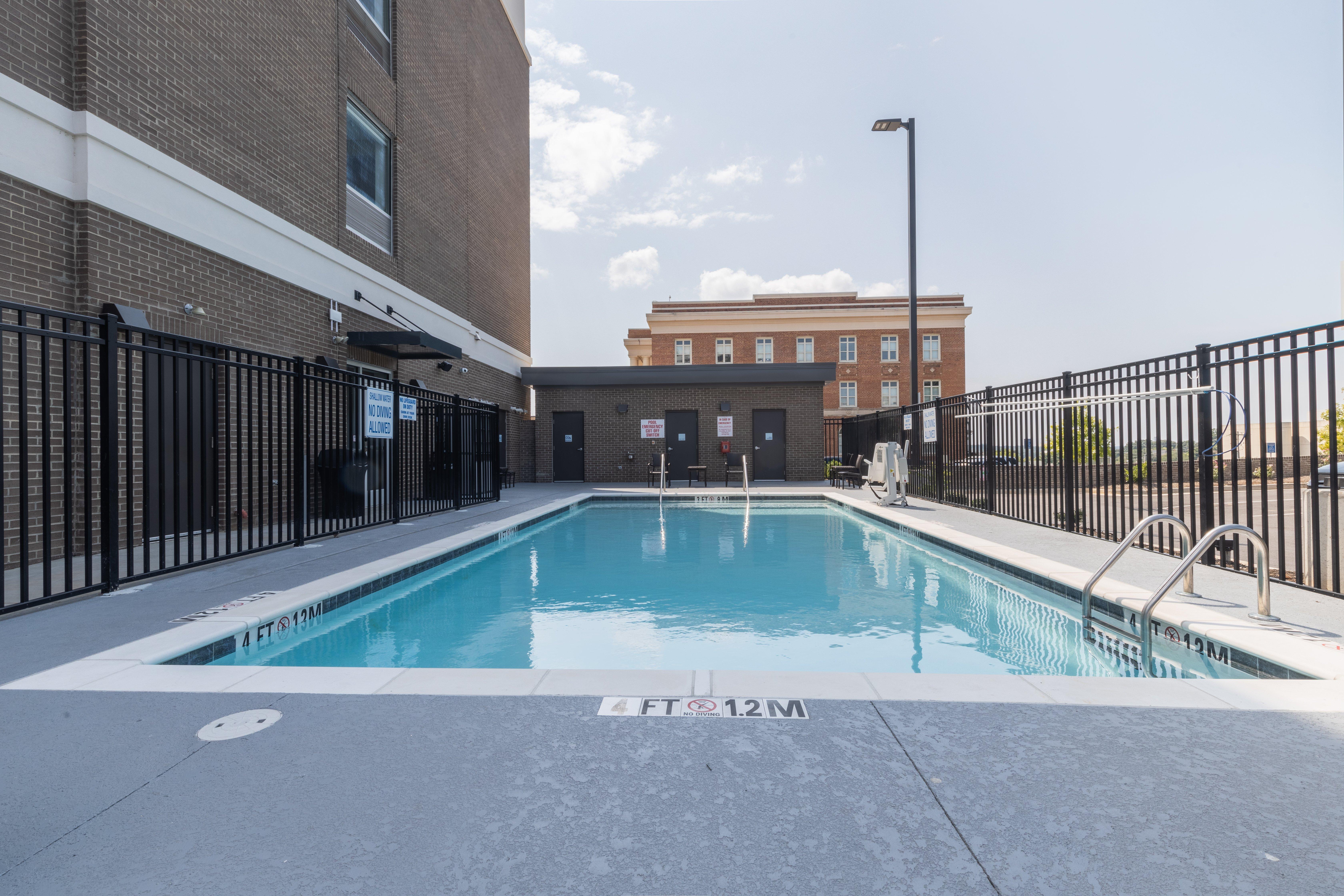 Express & Downtown The Vista By Ihg Hotel 3*