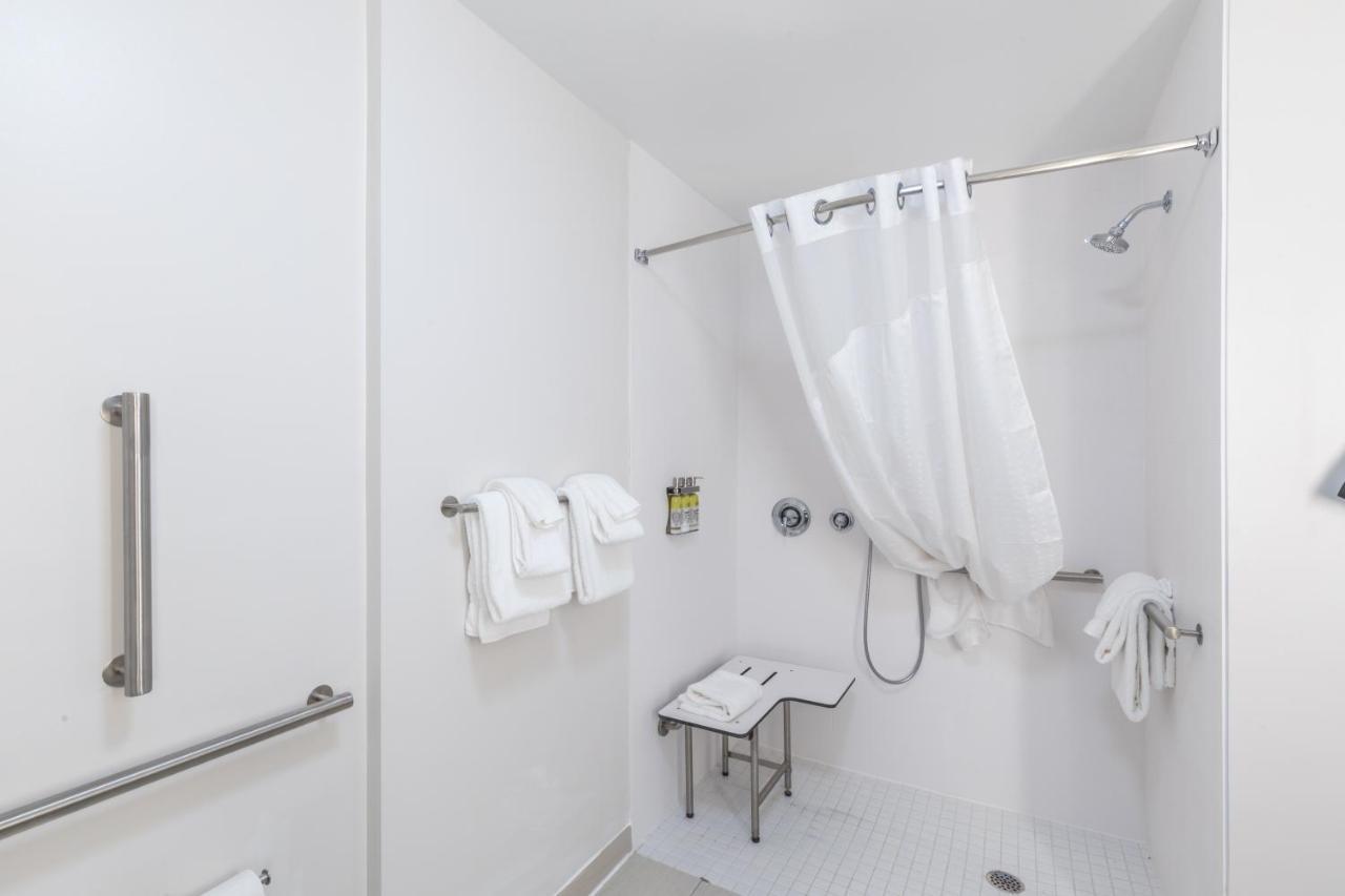 Express & Downtown The Vista By Ihg