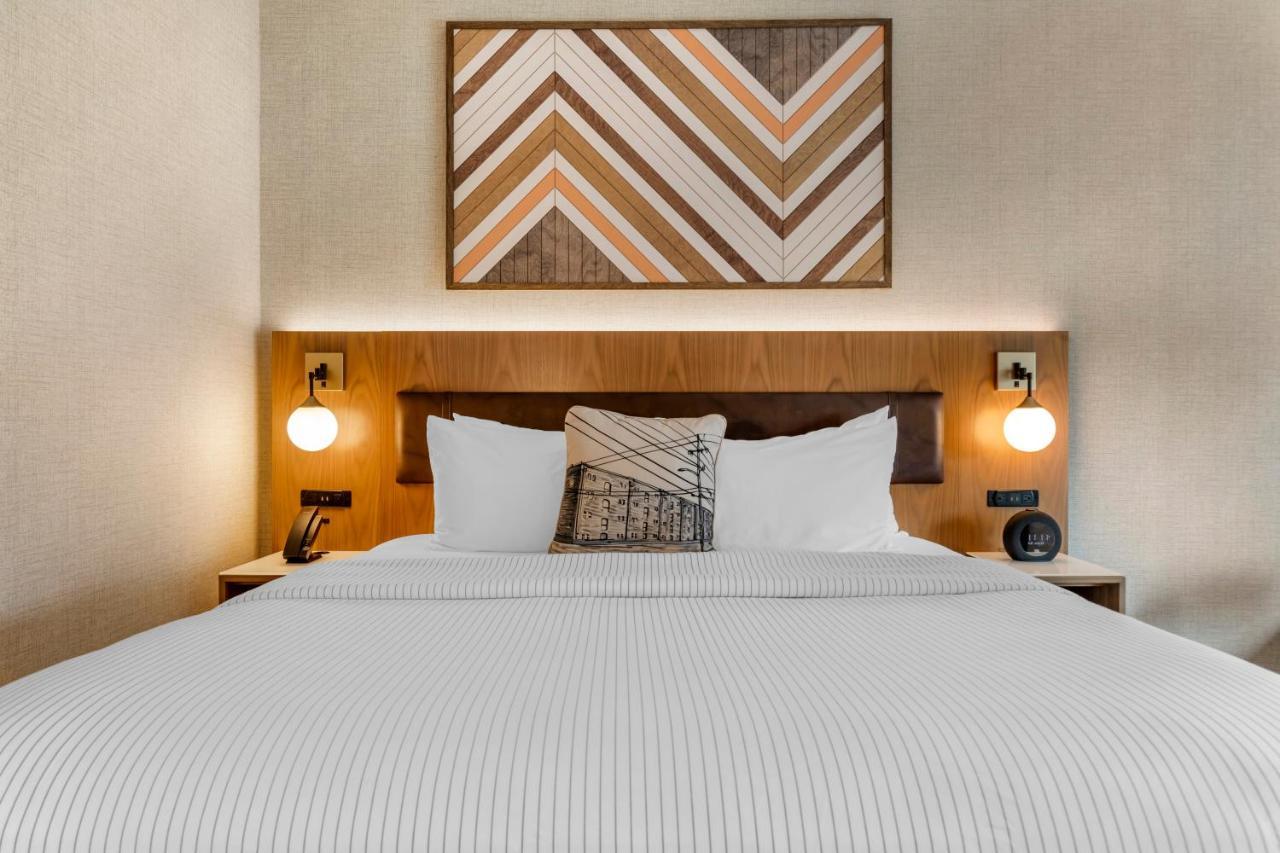 Cambria Downtown The Vista Columbia