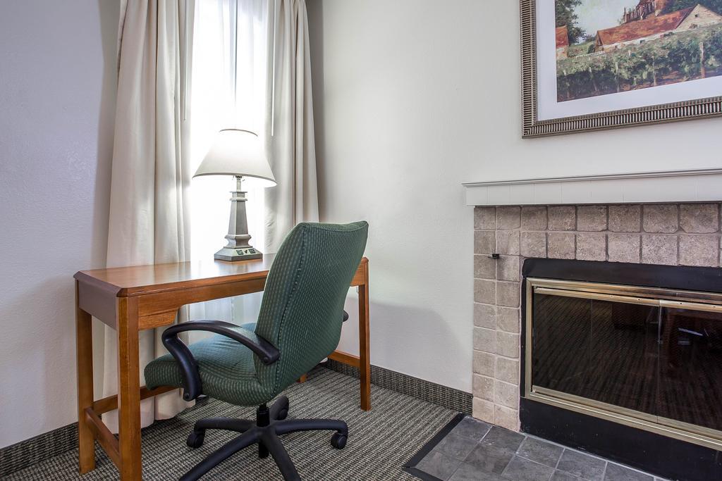 Hotel Cloverleaf - Columbia, Sc