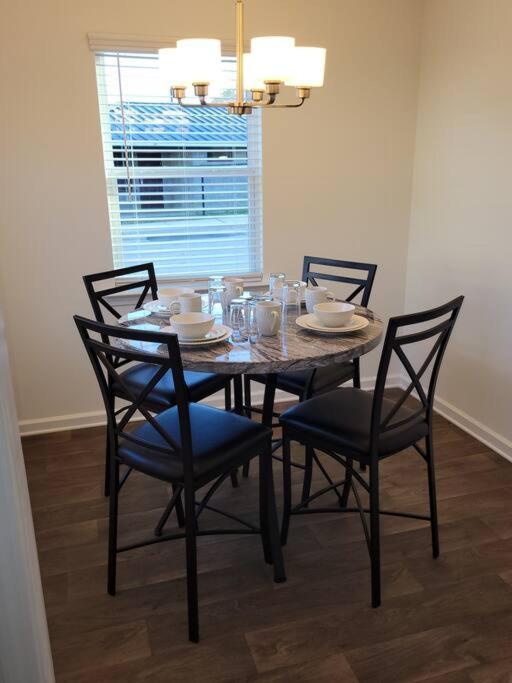 Apartment Sc 3745 New Townhouse Ft Jackson & Usc