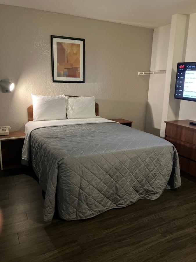Hotel Intown Extended Sc - Broad River 2*