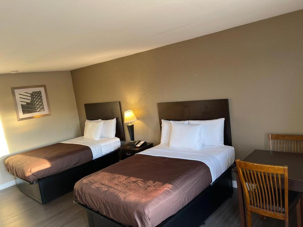 Suburban - Harbison Hotel Columbia