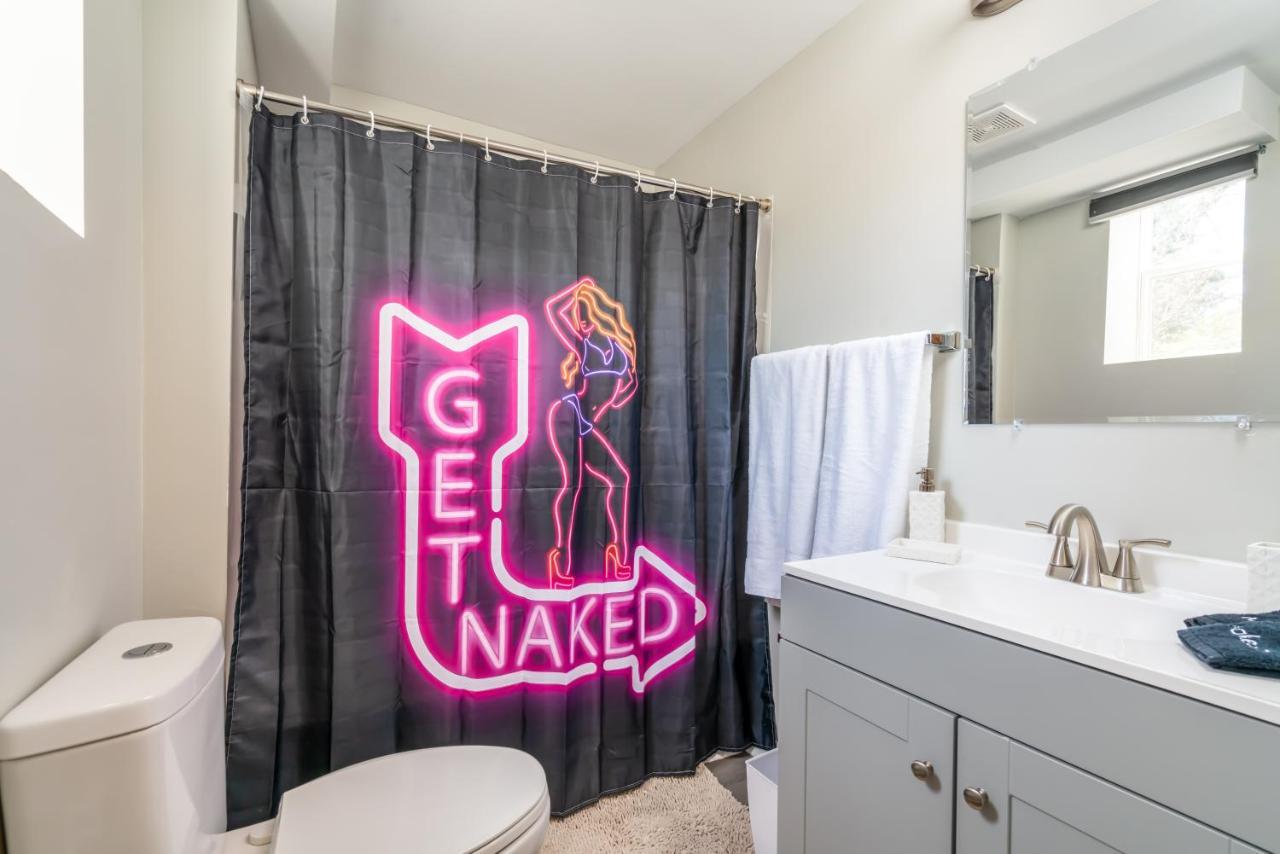 Apartment Cozy 1 Bed Near Five Points! Bring Your Pets! *