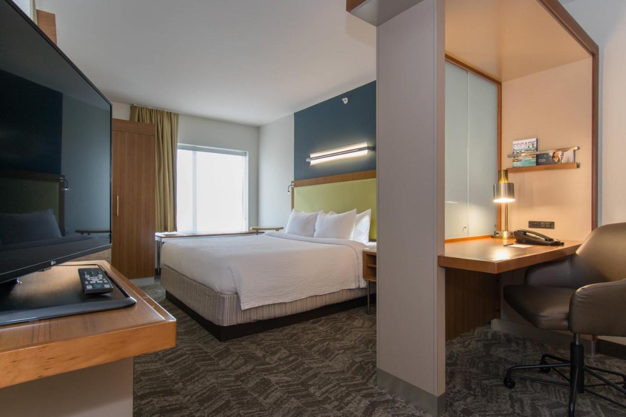 Hotel Springhill Downtown The Vista 3*