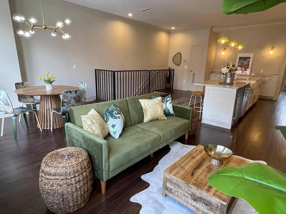 Apartment Urban Oasis - Downtown Columbia-newly Renovated Columbia