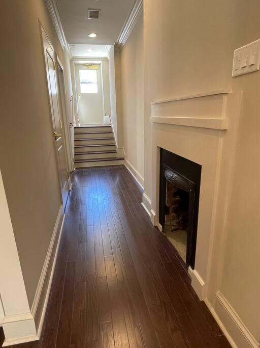 Urban Oasis - Downtown Columbia-newly Renovated Apartment