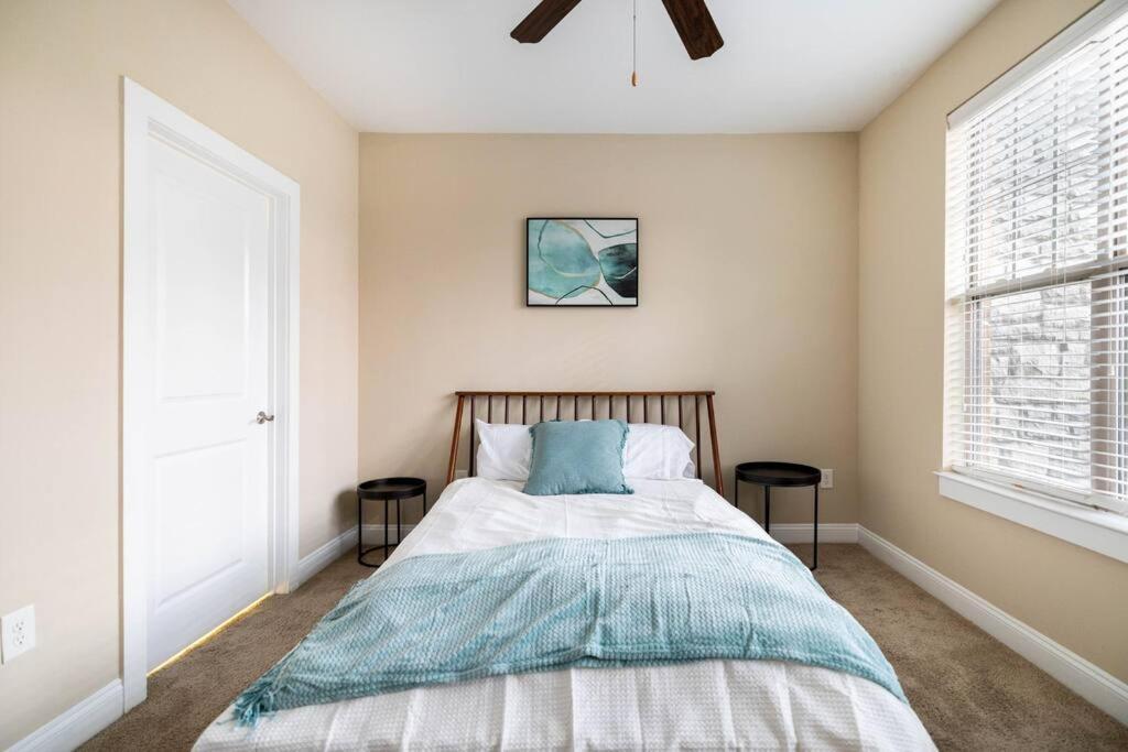 Modern & Cozy2br Near Ft Jackson Apartment *