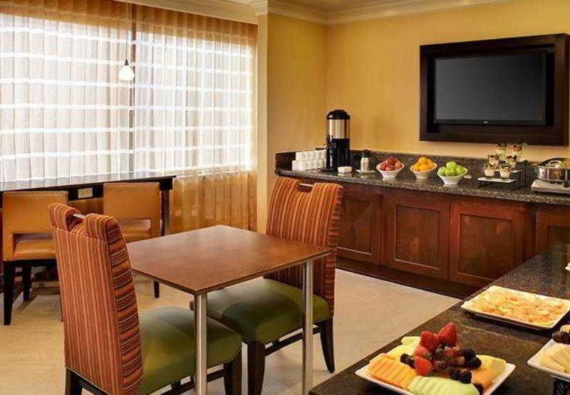 Marriott Hotel 3*